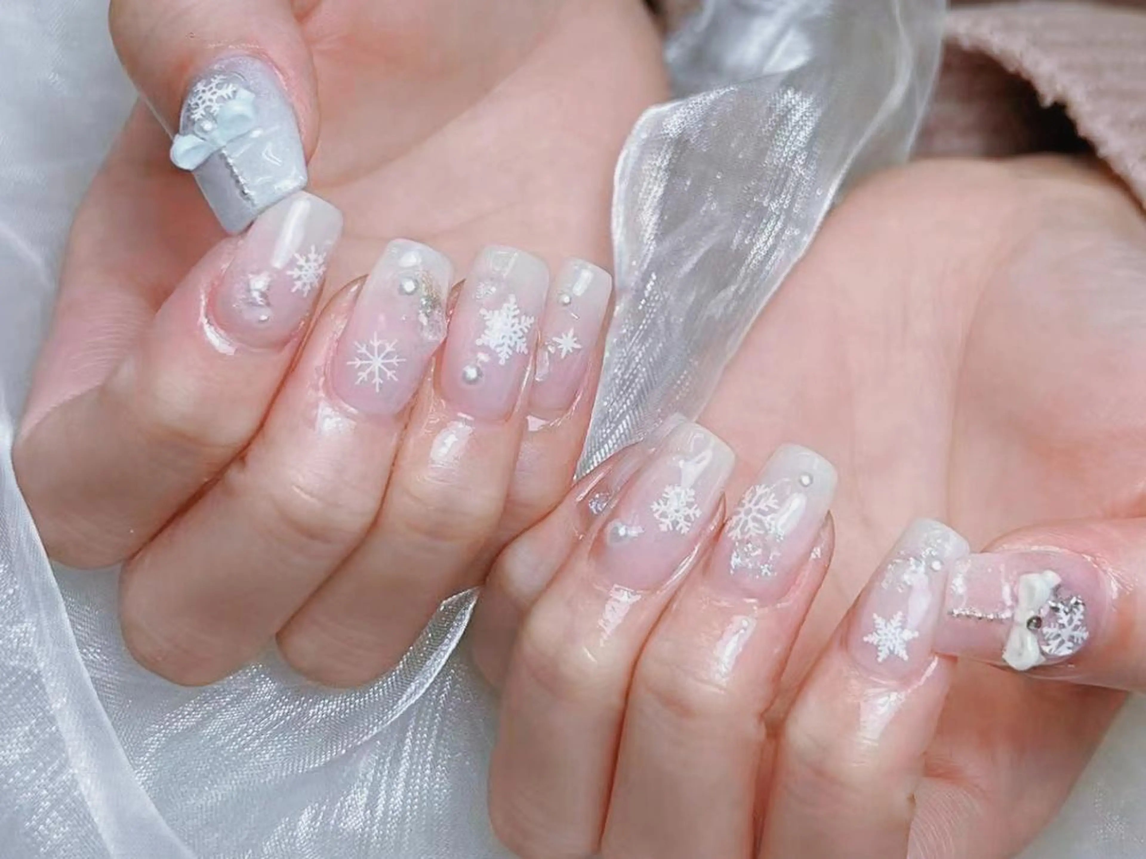 メンズ ネイル メンズ韓国風 アートネイル フレンチネイル ジェルネイル キラキラネイル Bloom kabukiのネイルデザイン