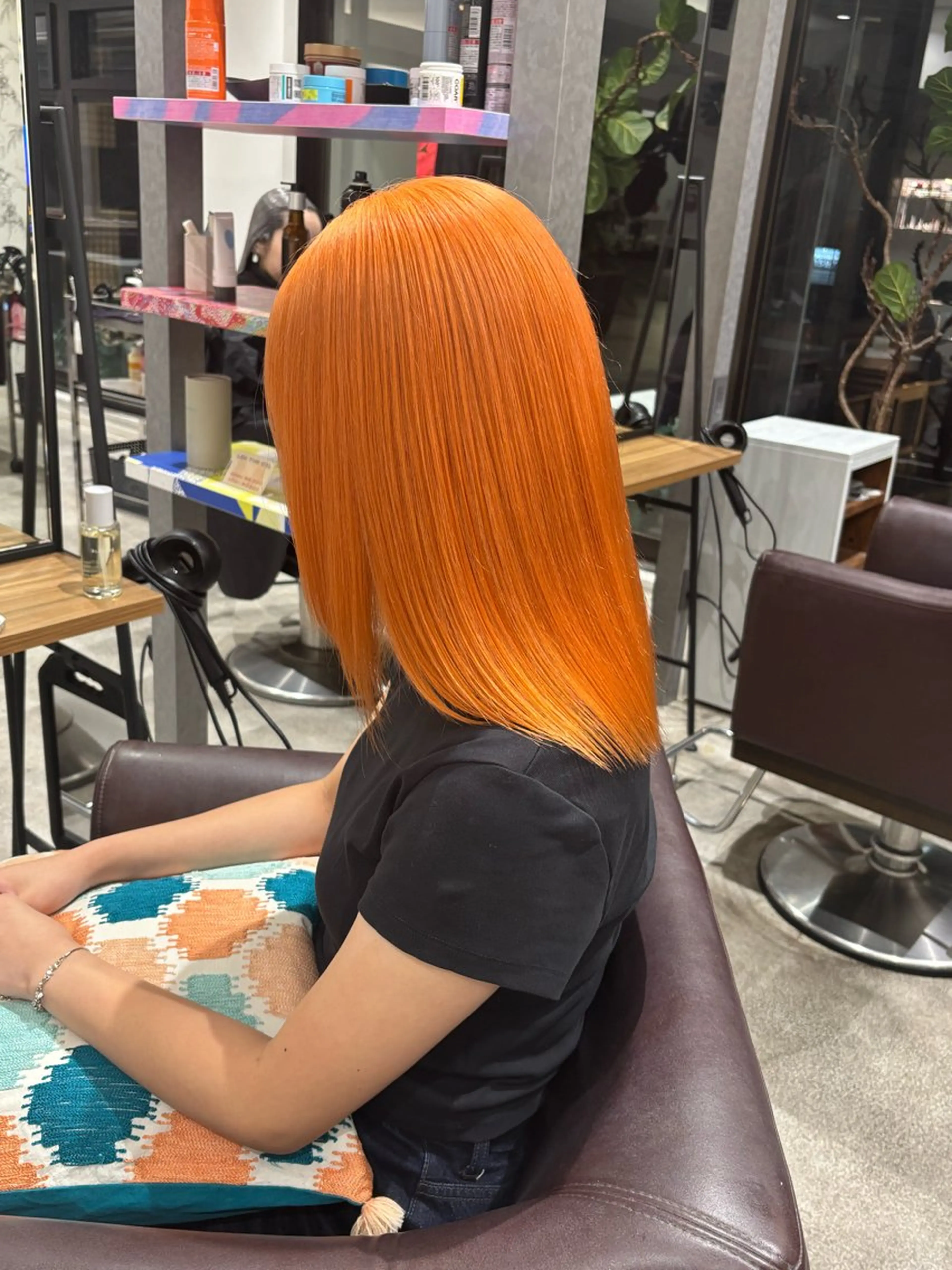 ミディアム カラー ブリーチ ケアブリーチ 透明感カラー デザインカラー ダブルカラー トリートメント RURI韓国ボブ 🇰🇷タッセルボブのヘアスタイル