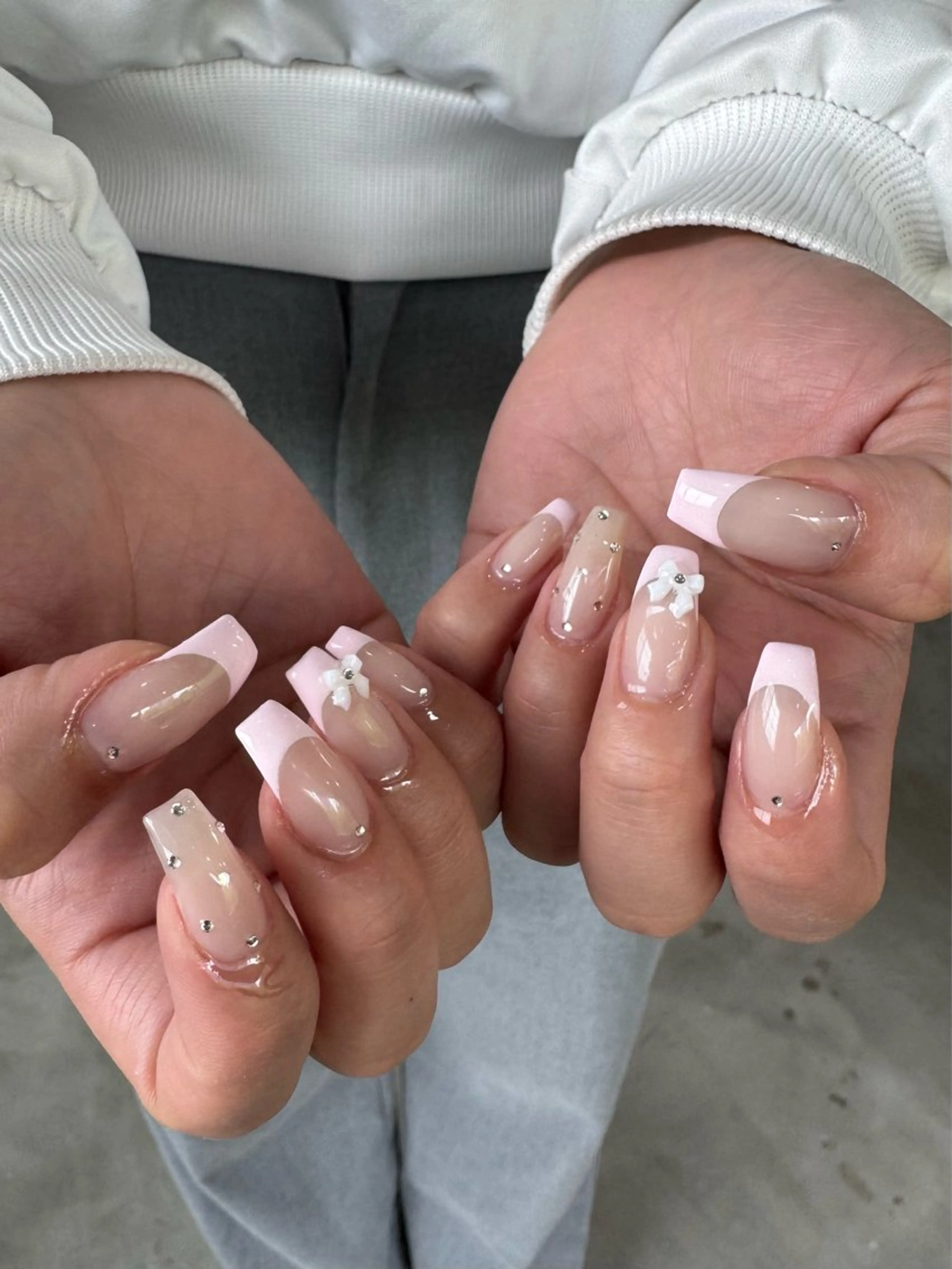 ネイル ハンドネイル “N” Yunaのネイルデザイン