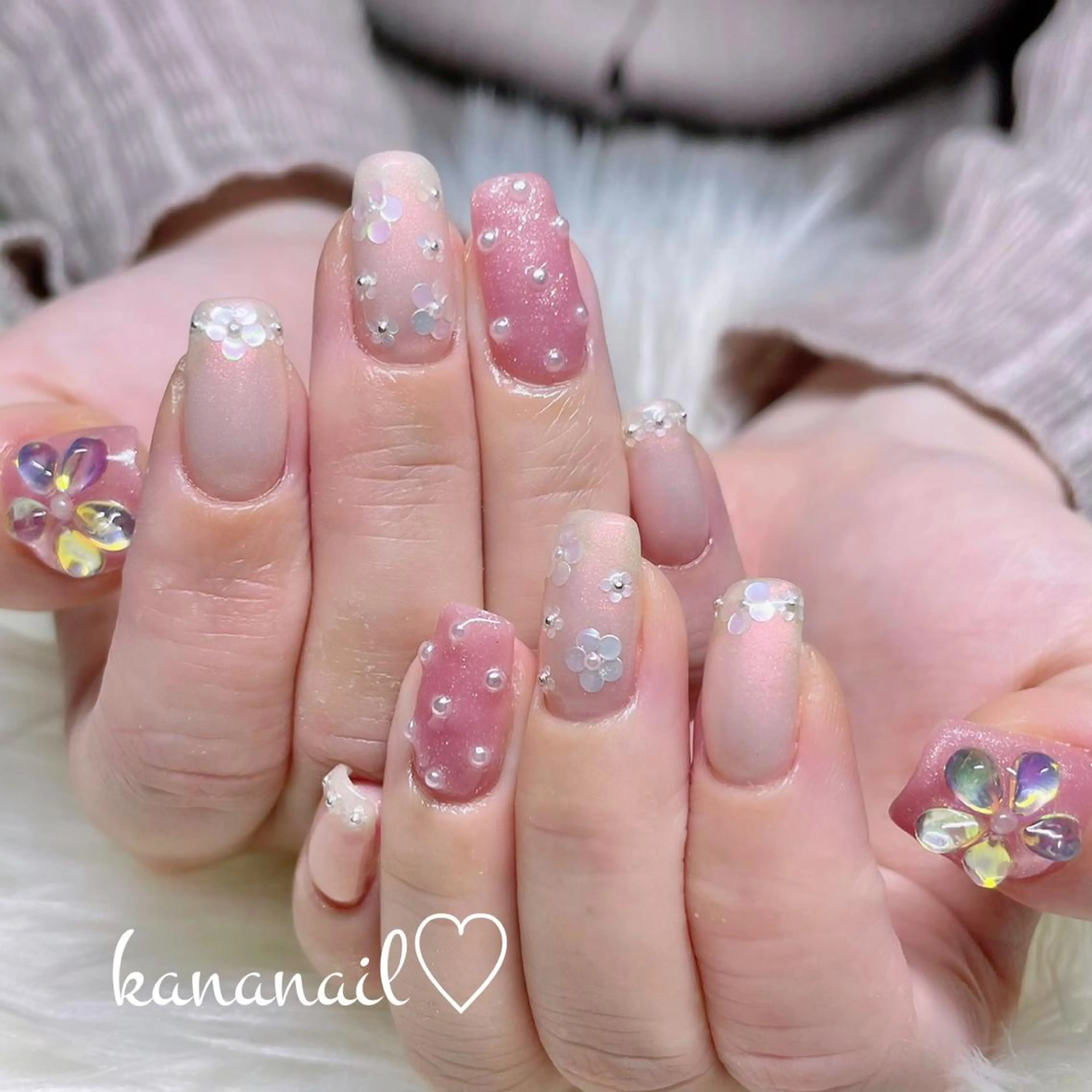 ネイル オーロラネイル フラワーネイル ミラーネイル ぷっくりネイル kananail ♡のネイルデザイン