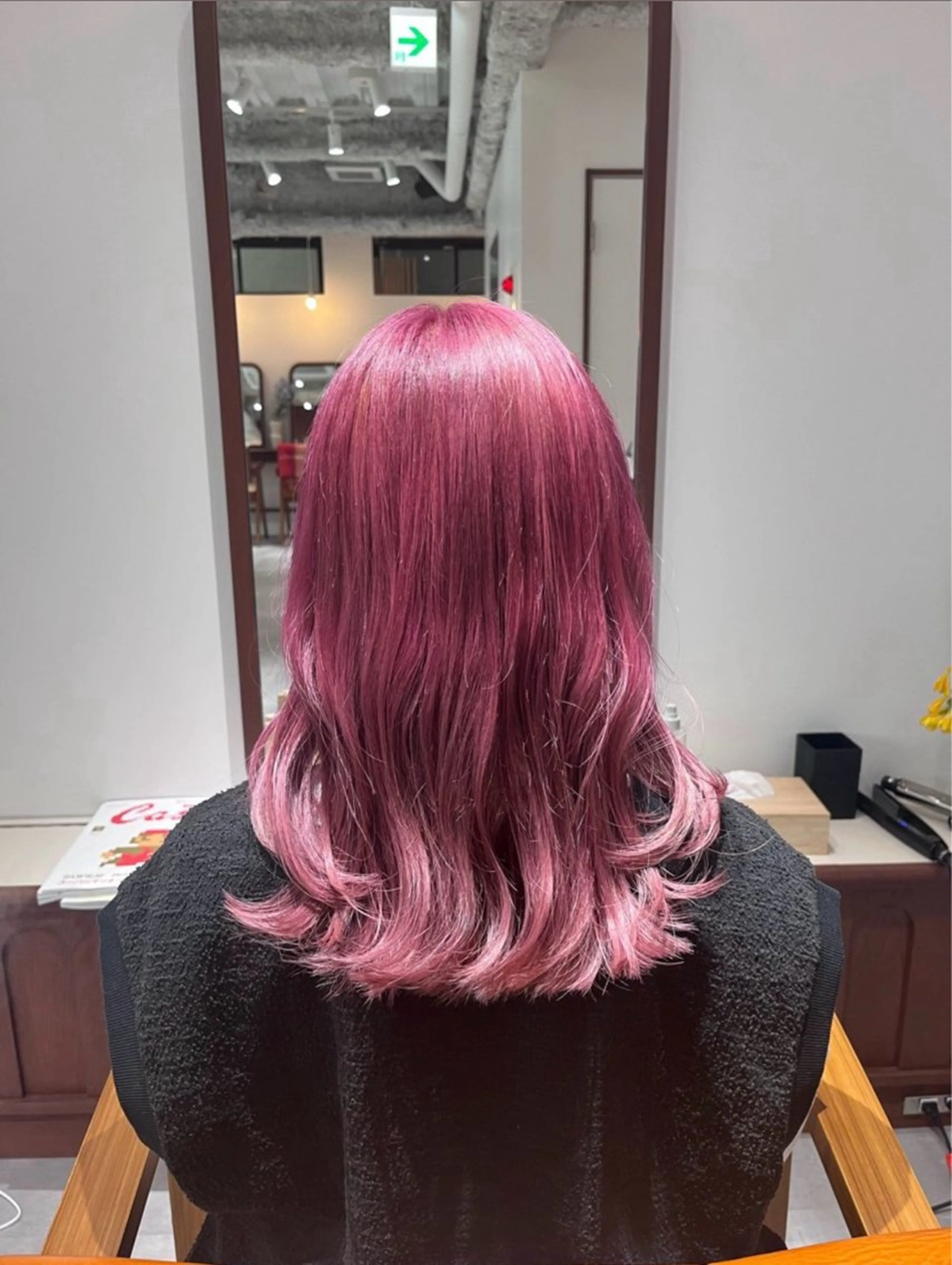 ミディアム カラー ヘアアレンジ カット ヘアカラー 💠urara opus💠🩵のヘアスタイル