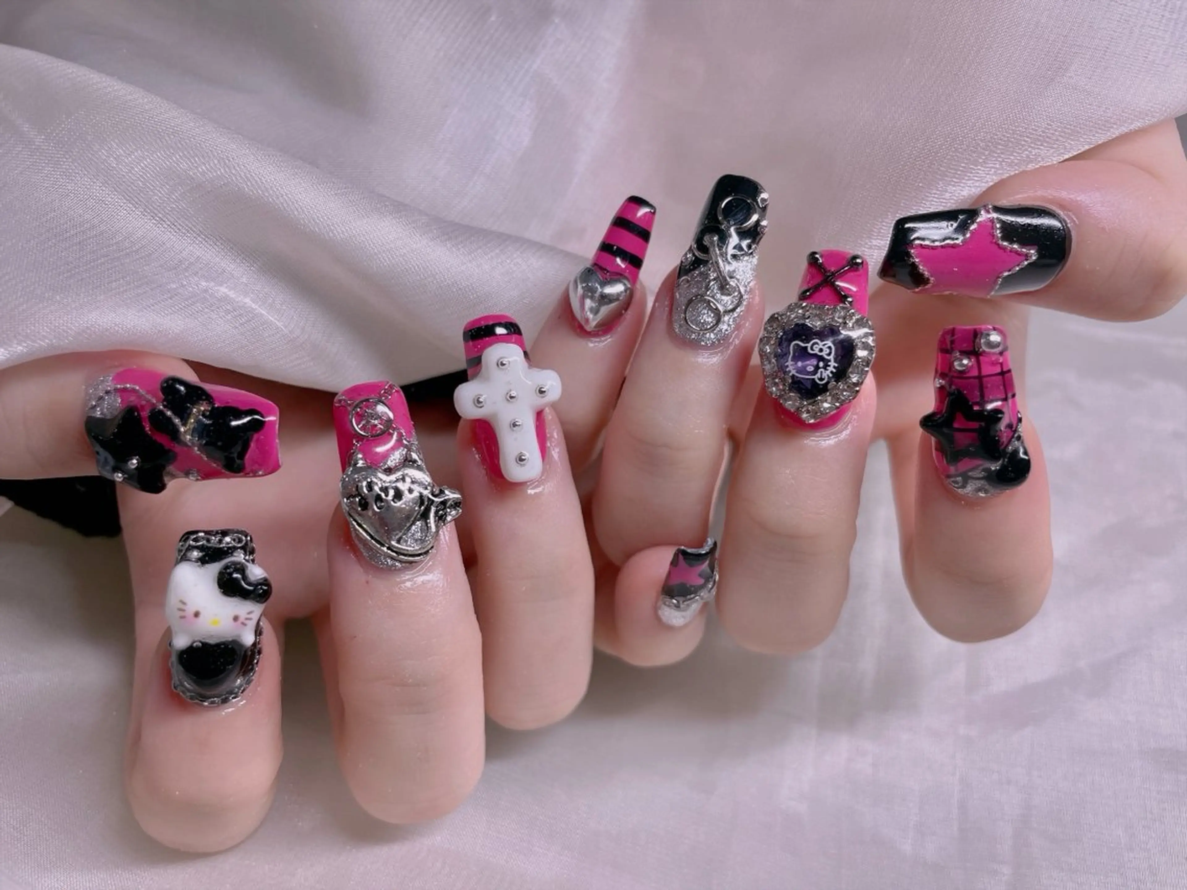 ネイル 長さだし専門店 M2　rikaのネイルデザイン