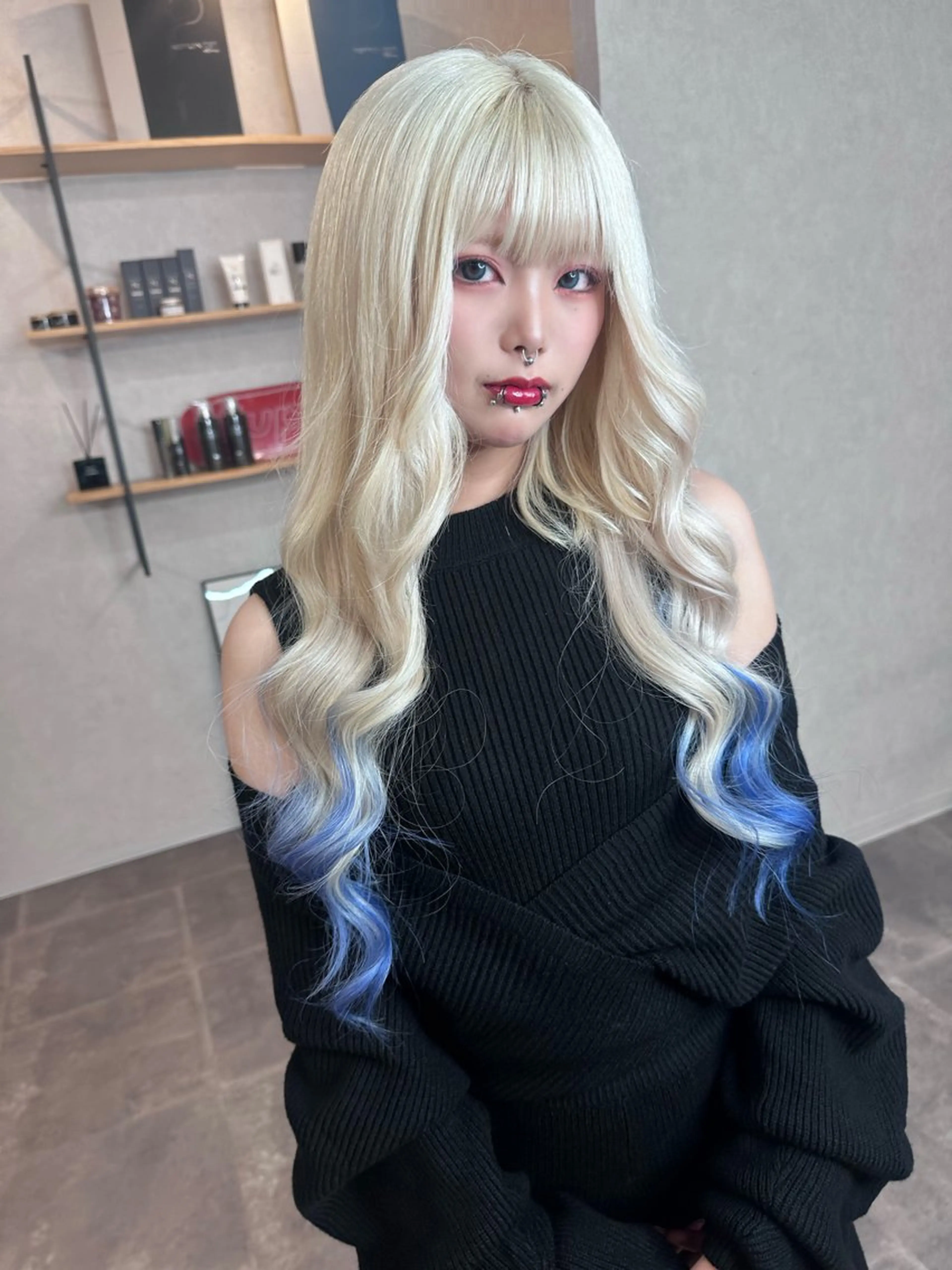 ロング Aika 🖤のヘアスタイル
