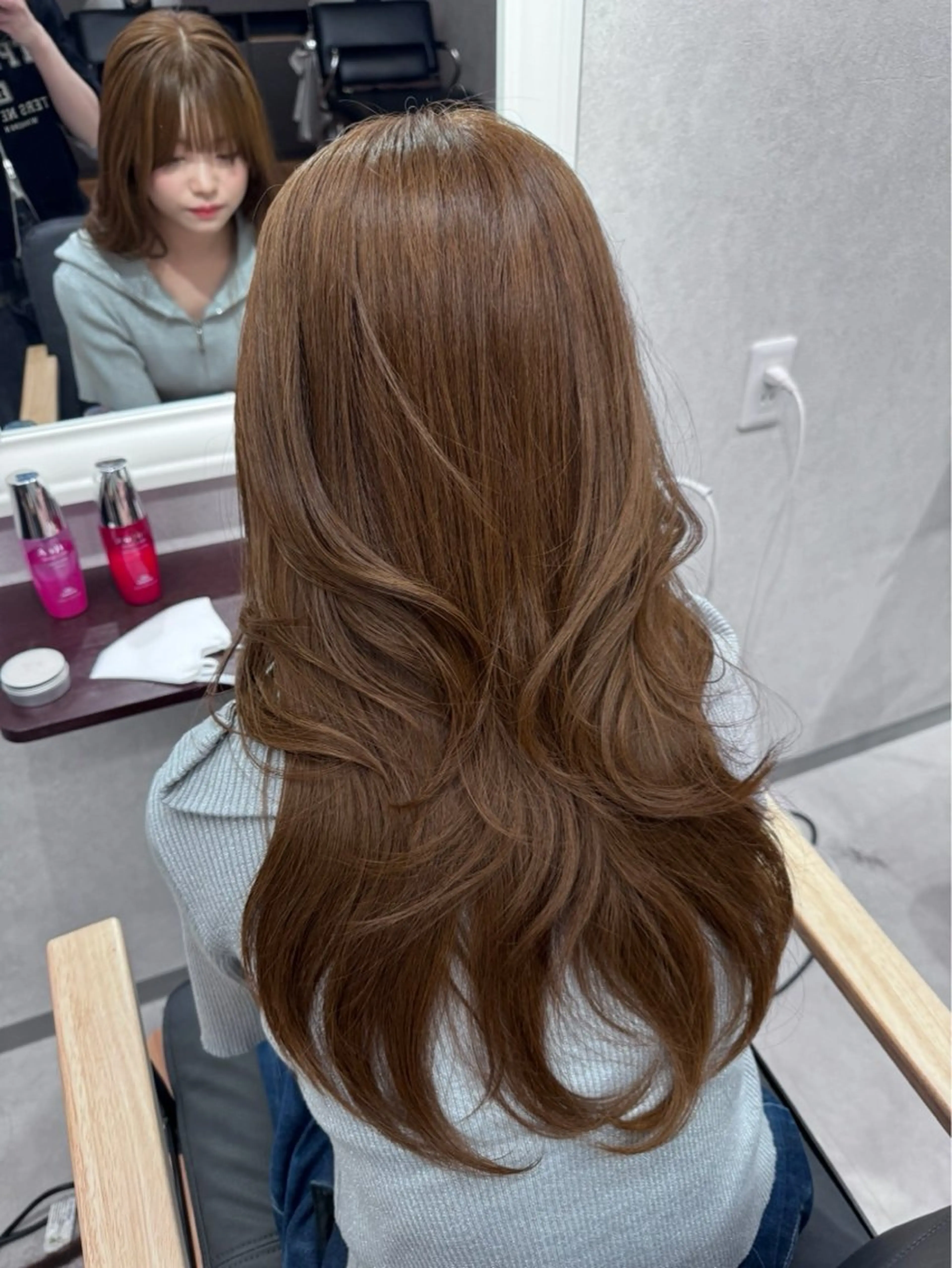 ミディアム トリートメント 堀江 真維のヘアスタイル