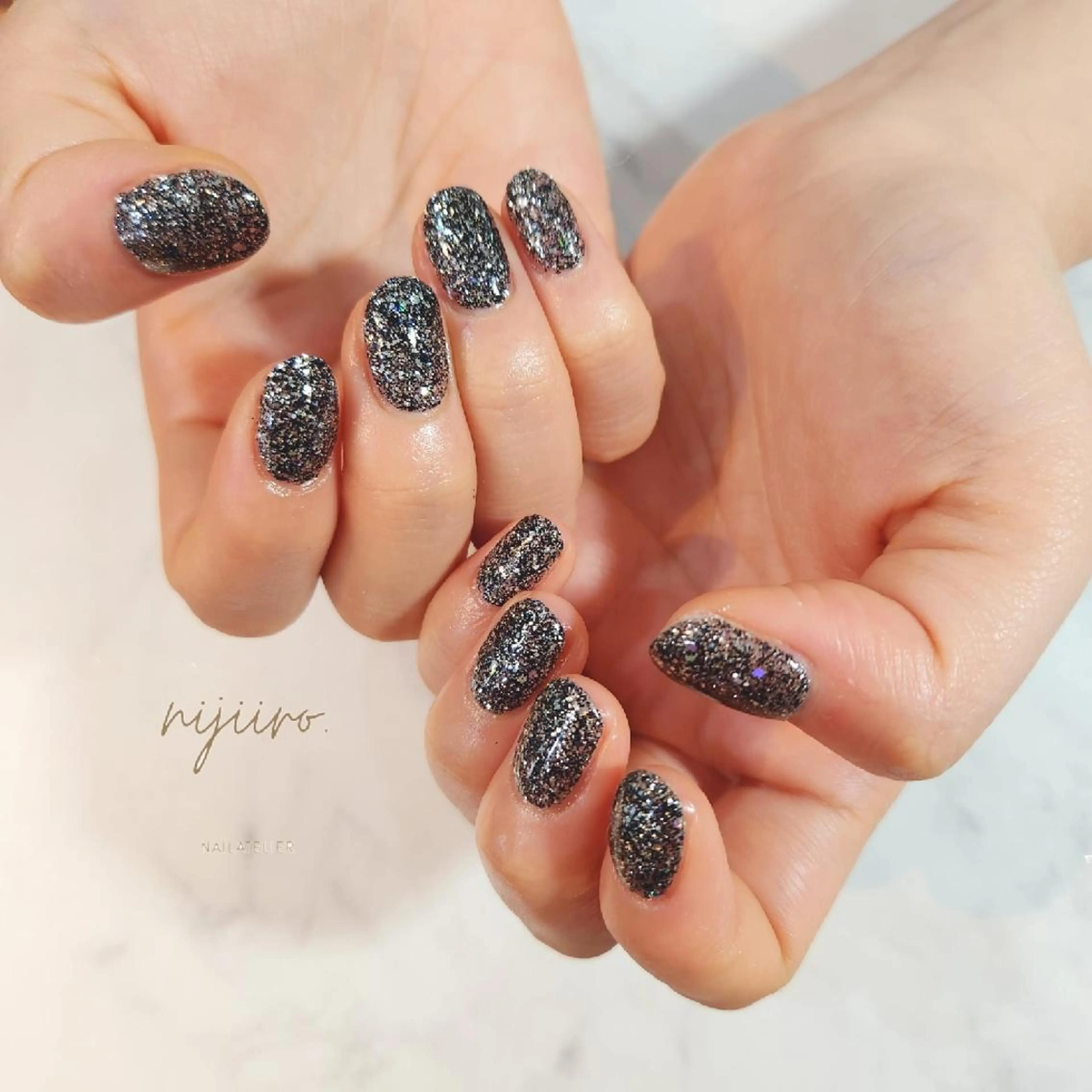 ネイル ハンドネイル nailatelier nijiiro.所属・nijiiro🌈 サトウのネイルデザイン