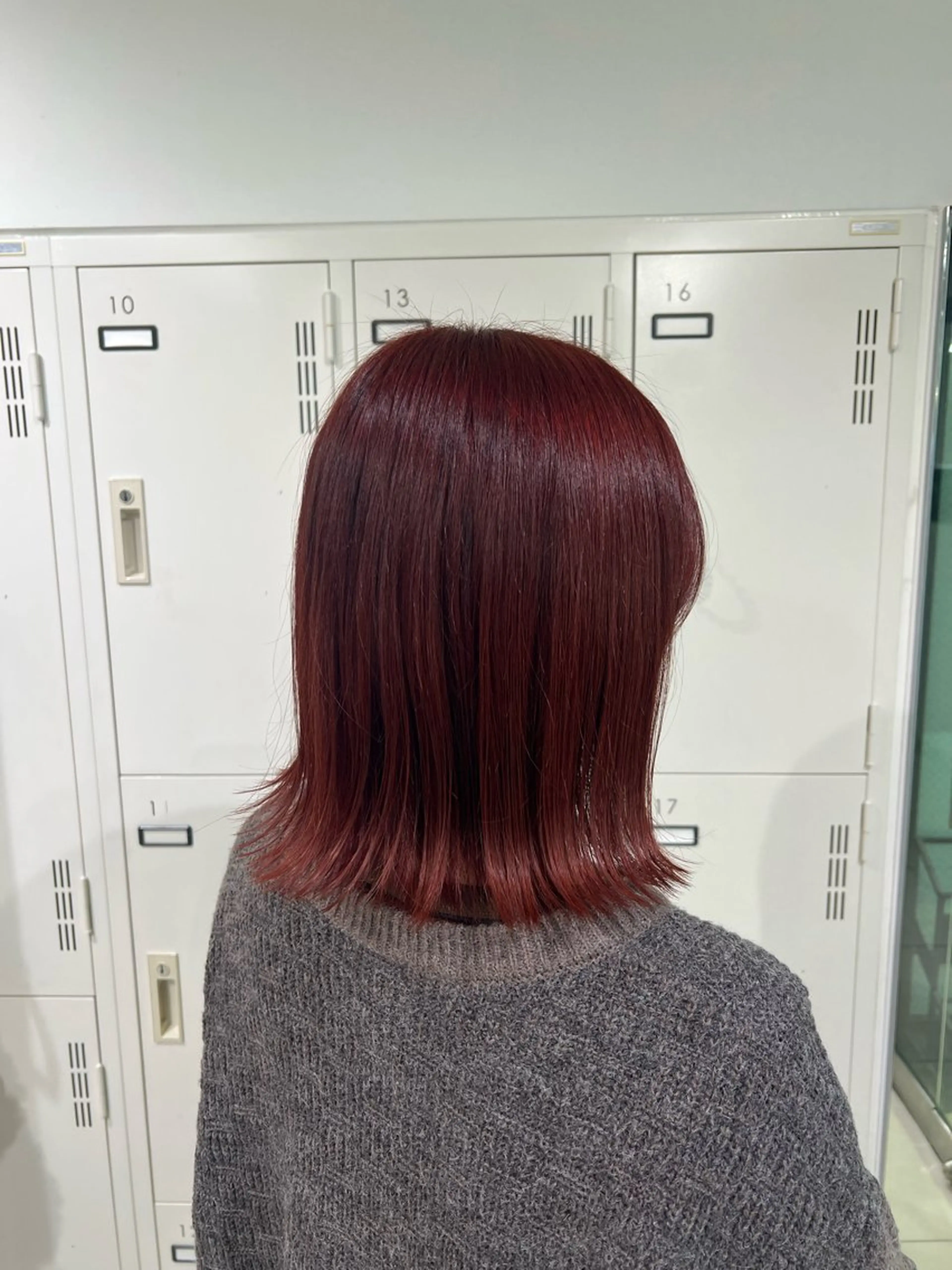 ミディアム カラー ブリーチ ボルドーカラー ピンクカラー ヘアカラー トリートメント 【暖色カラー特化】 中山由梨のヘアスタイル