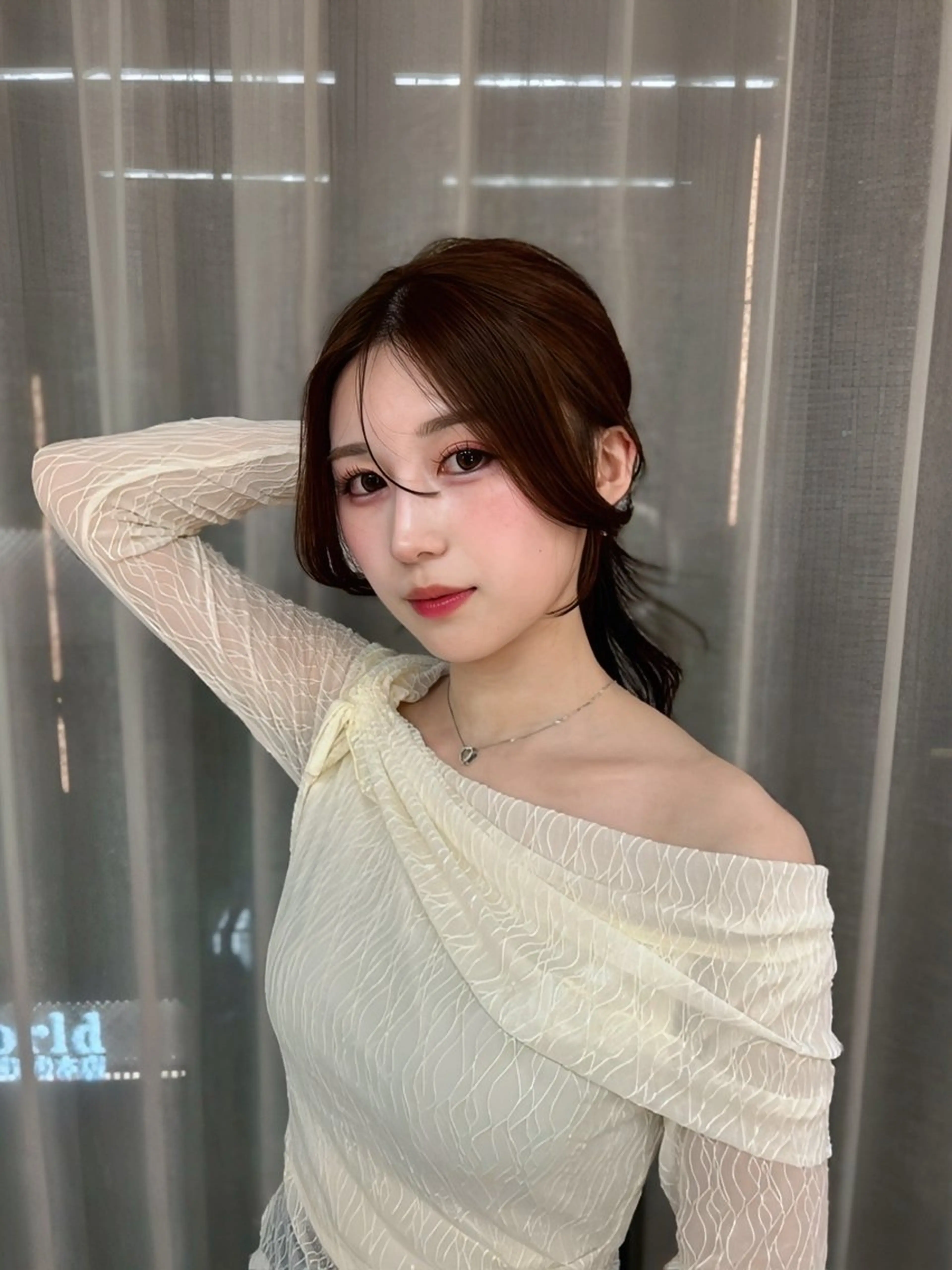 セミロング カット ヘアカラー 木串 楽人のヘアスタイル