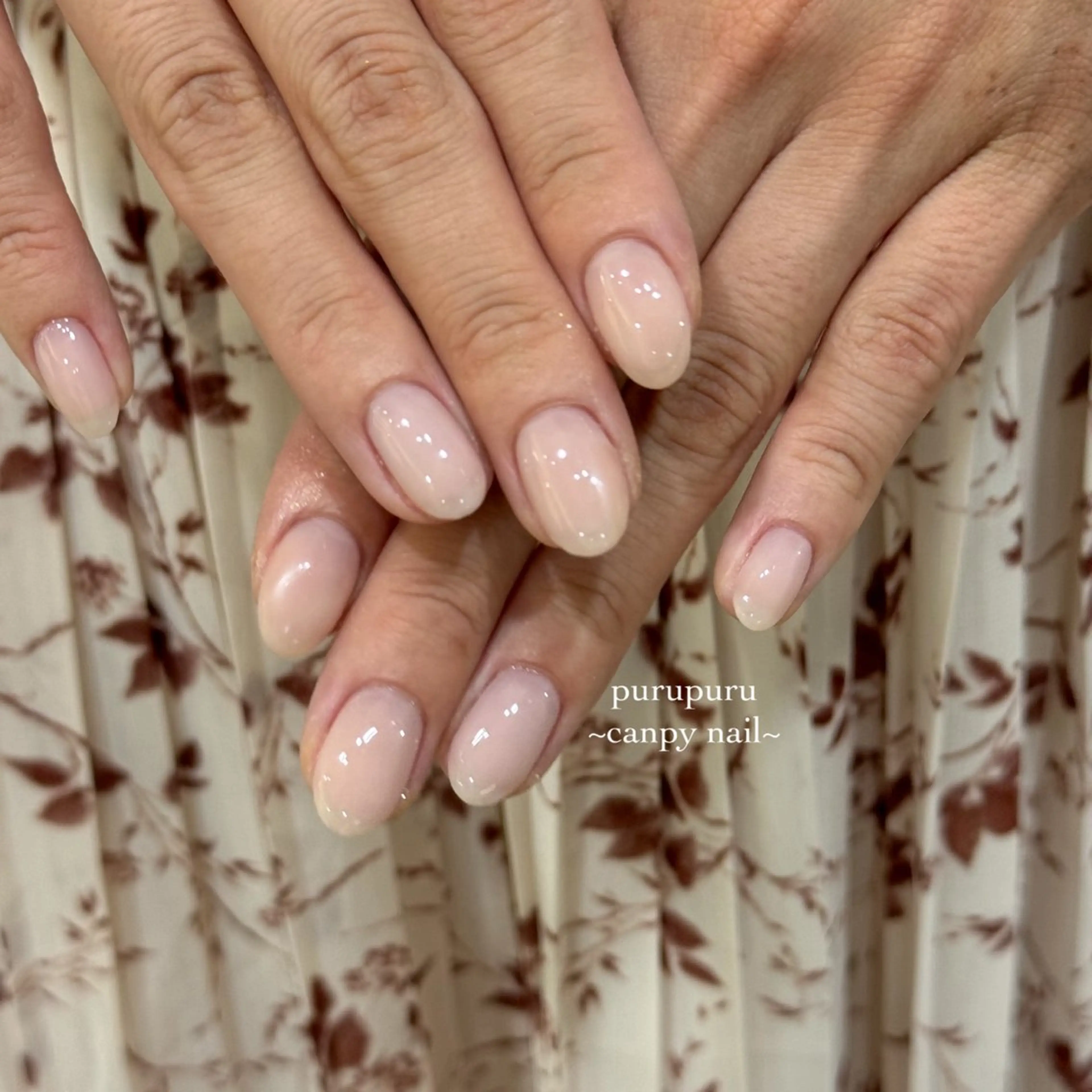 ネイル オフィスネイル ワンカラーネイル ホワイト 韓国ネイル/ワンホン ネイル🎀表参道3分のネイルデザイン