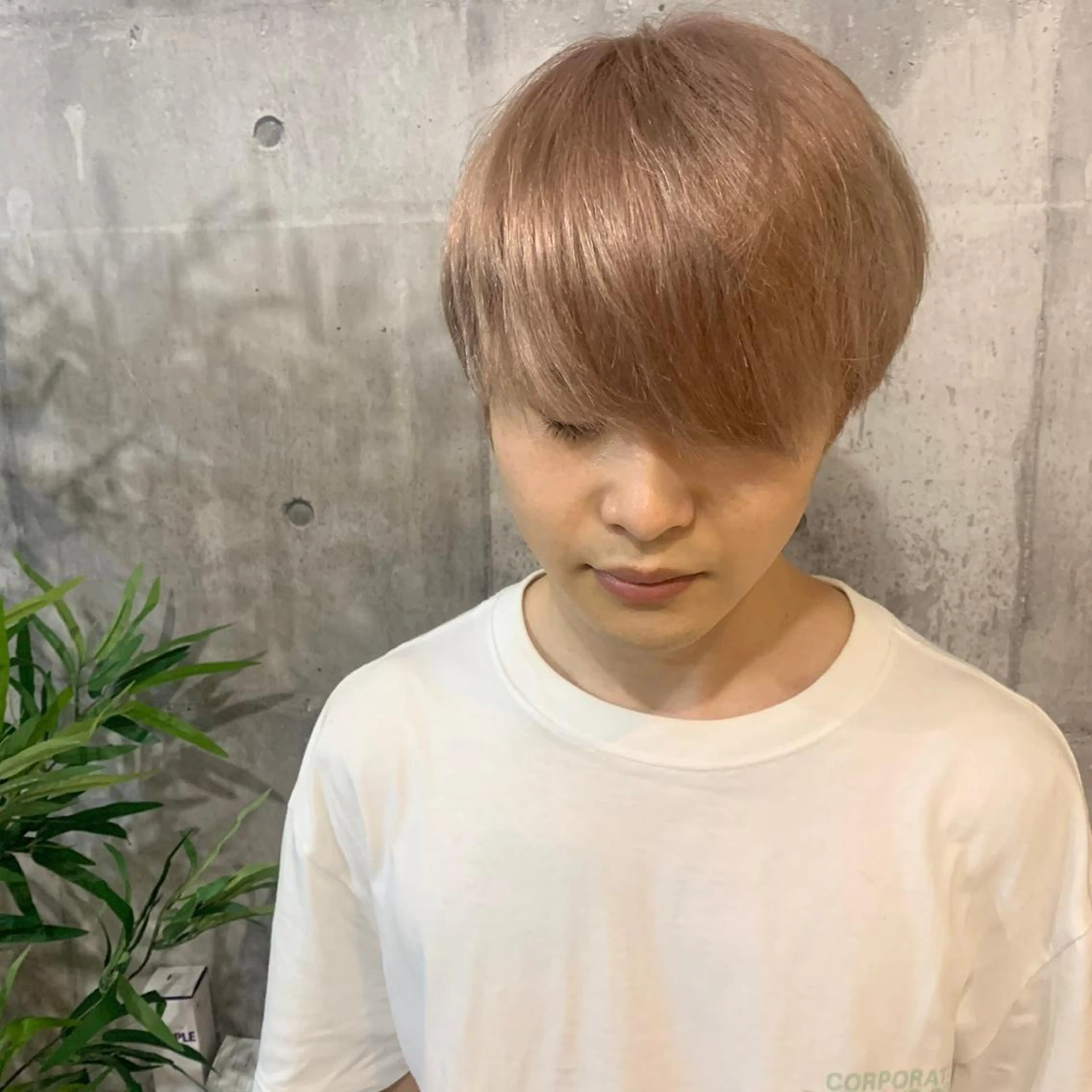 ショート カラー ヘアアレンジ メンズ キッズ メンズバレイヤージュ メンズブリーチ メンズハイライト メンズインナーカラー メンズ韓国風 カラー特化サロン梅田 Eir茶屋町/山下のヘアスタイル