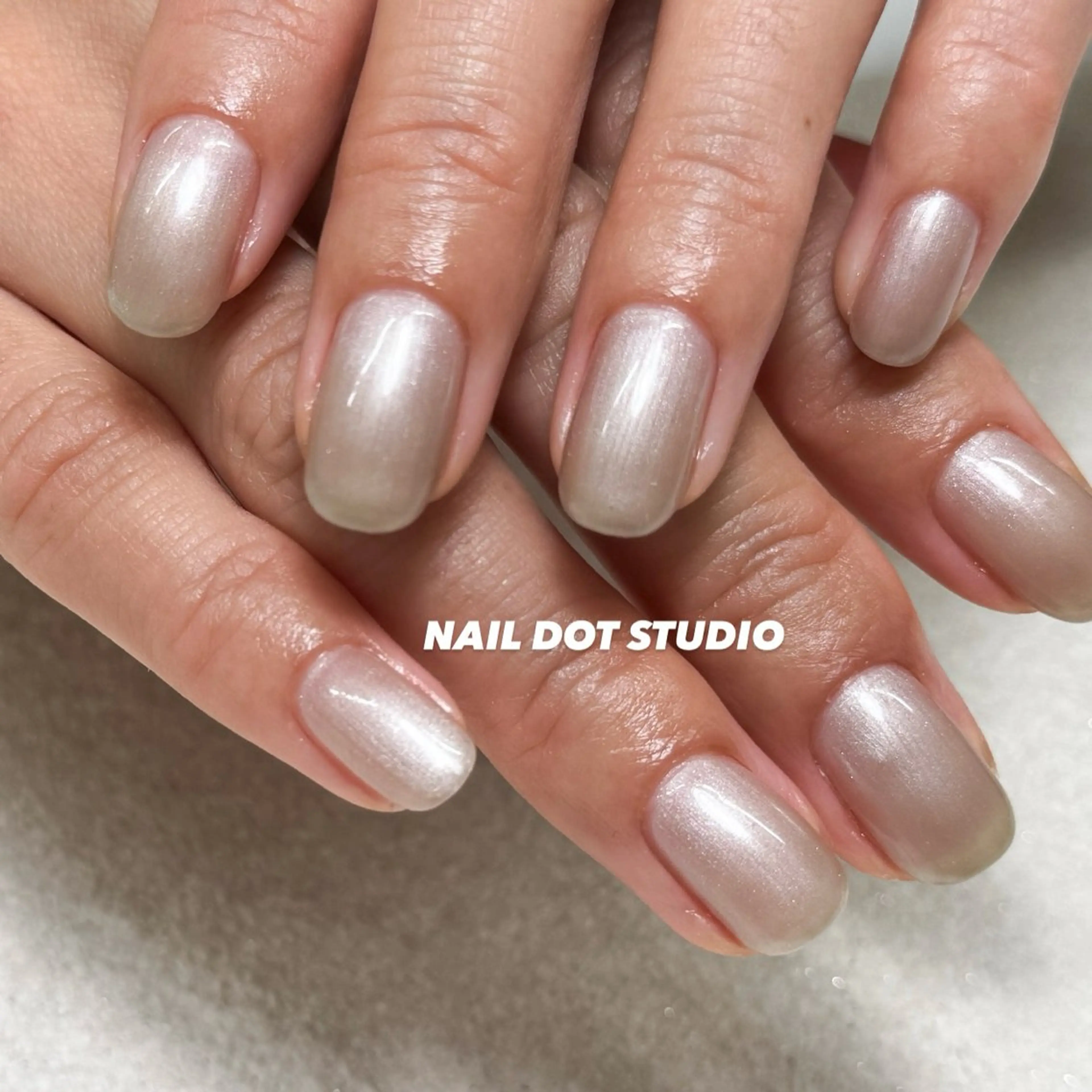 ネイル ハンドネイル NAILDOTSTU DIO SEINAのネイルデザイン