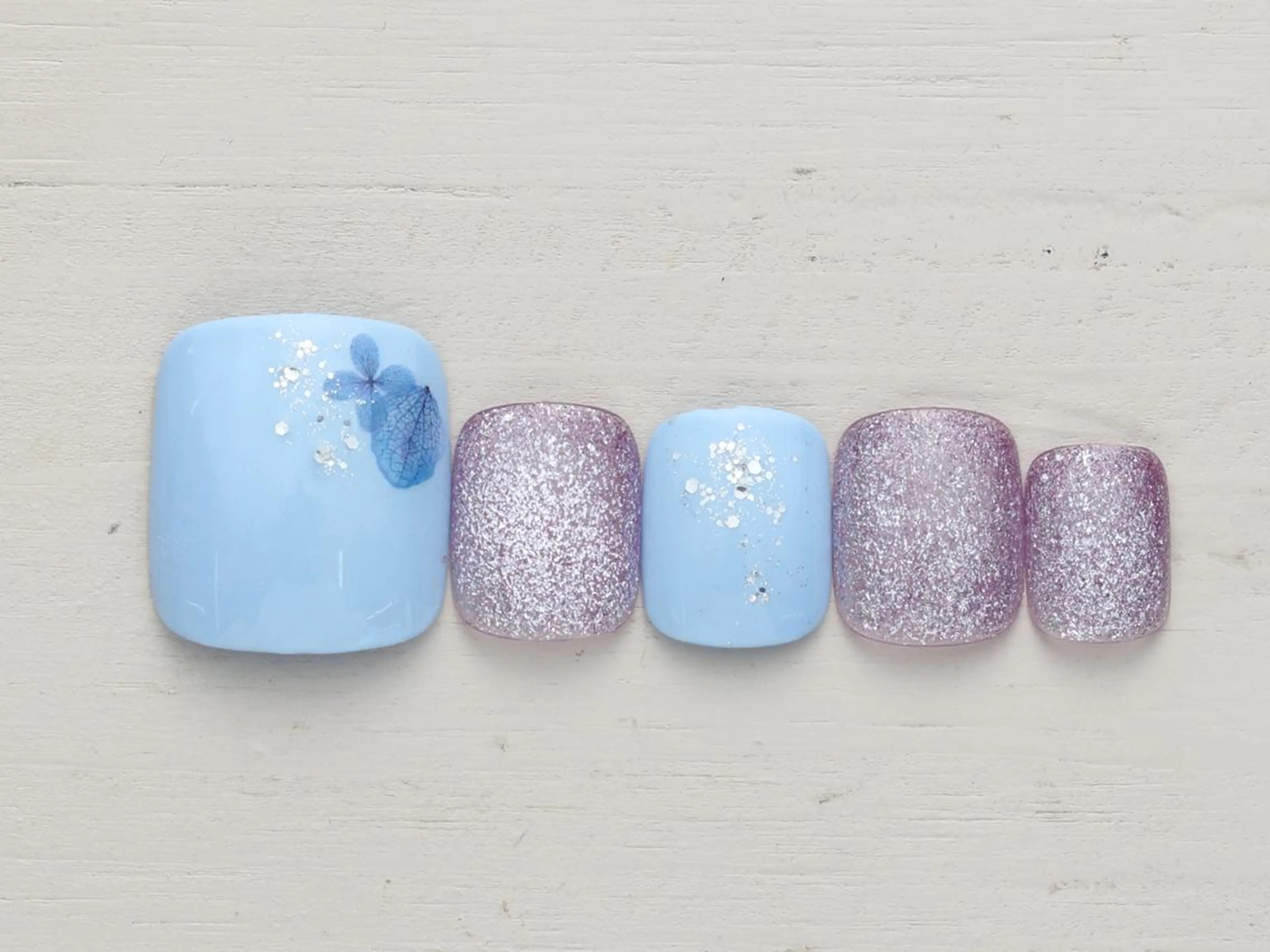 ネイル 寺内 瑞希のネイルデザイン