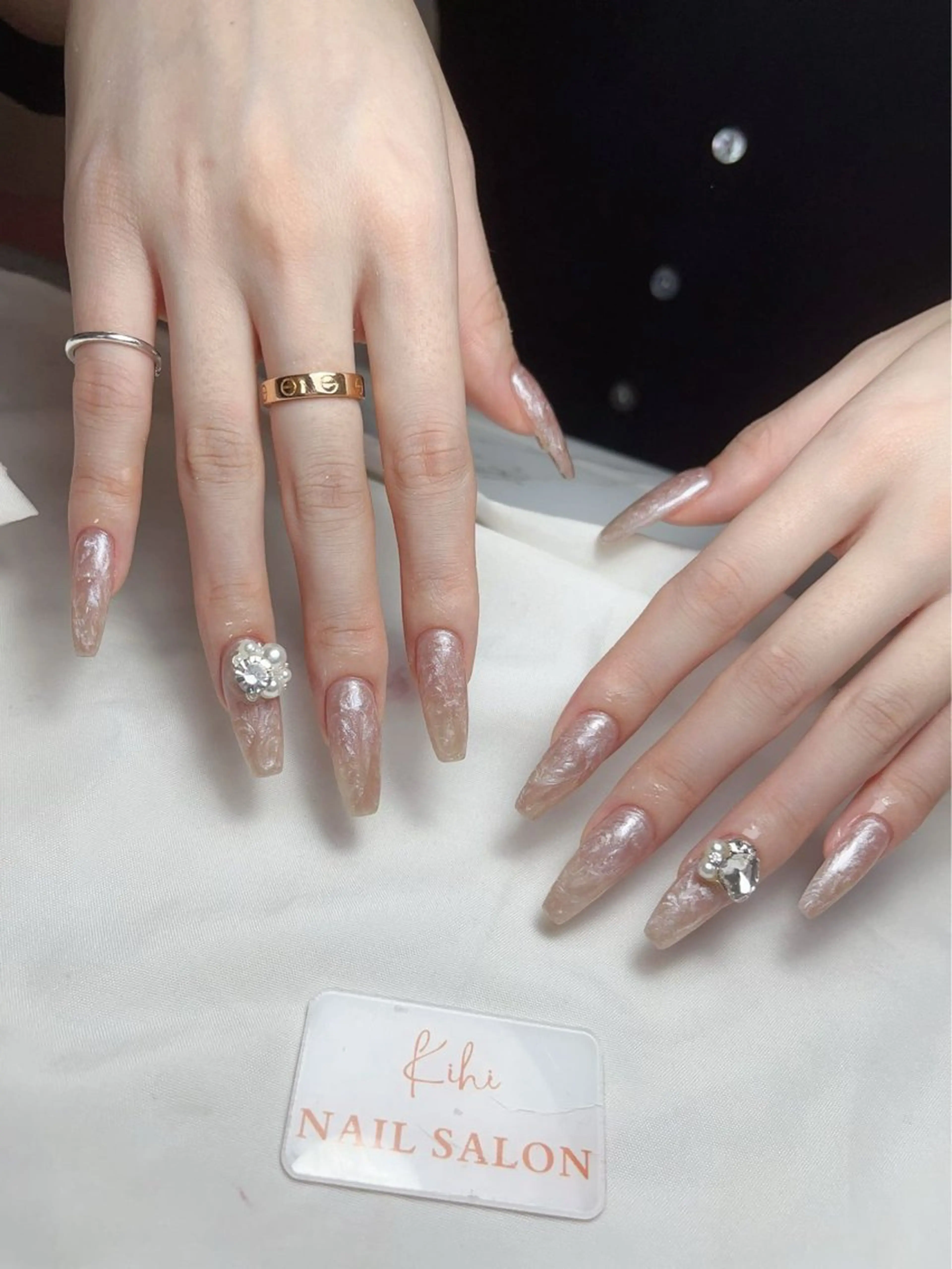 ネイル アートネイル フレンチネイル ジェルネイル グラデーション 韓国ネイル ハンドネイル さくら💮💮 【オフ無料】のネイルデザイン