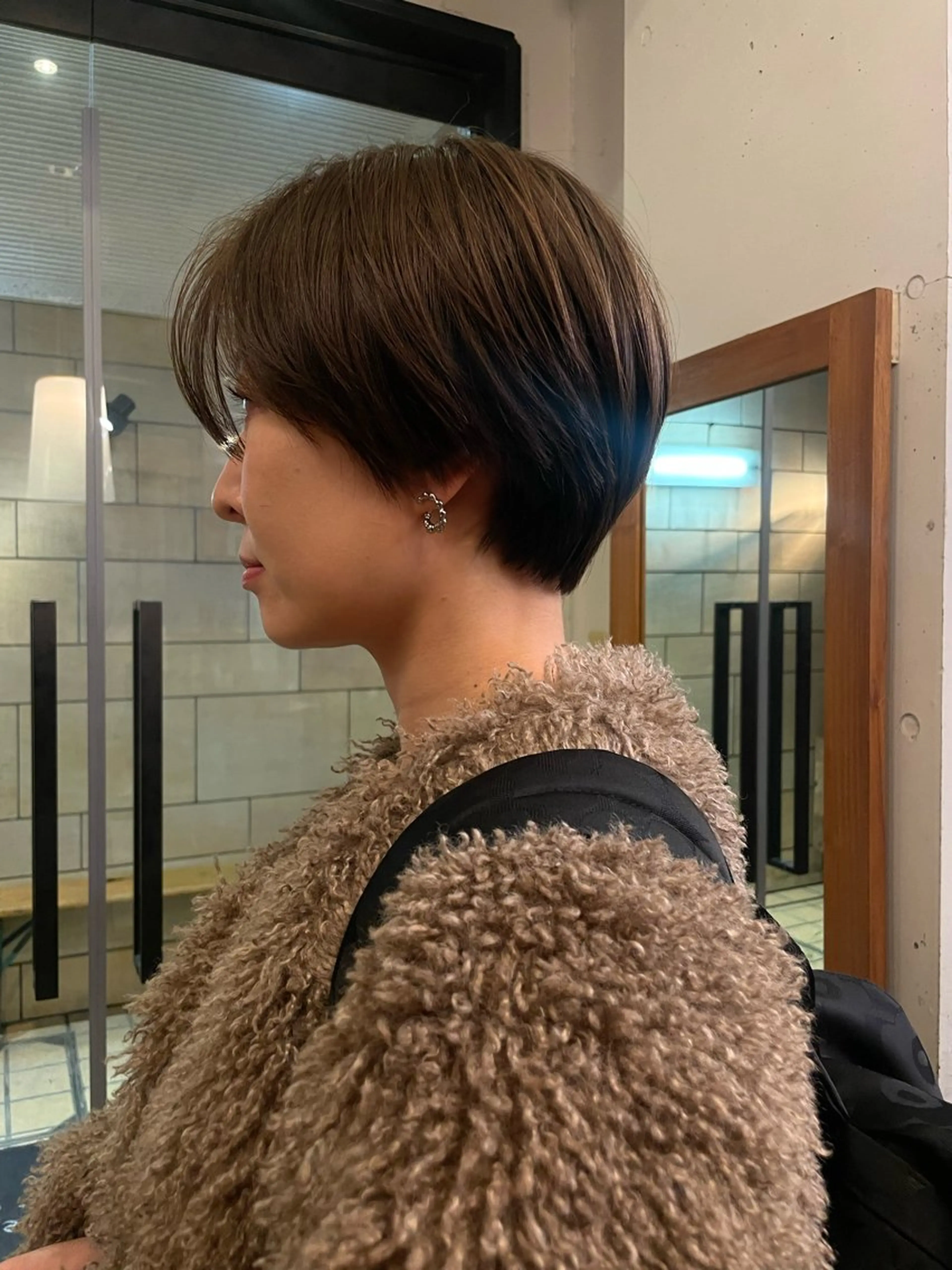 ショート レイヤーカット 🫧kotoneのヘアスタイル
