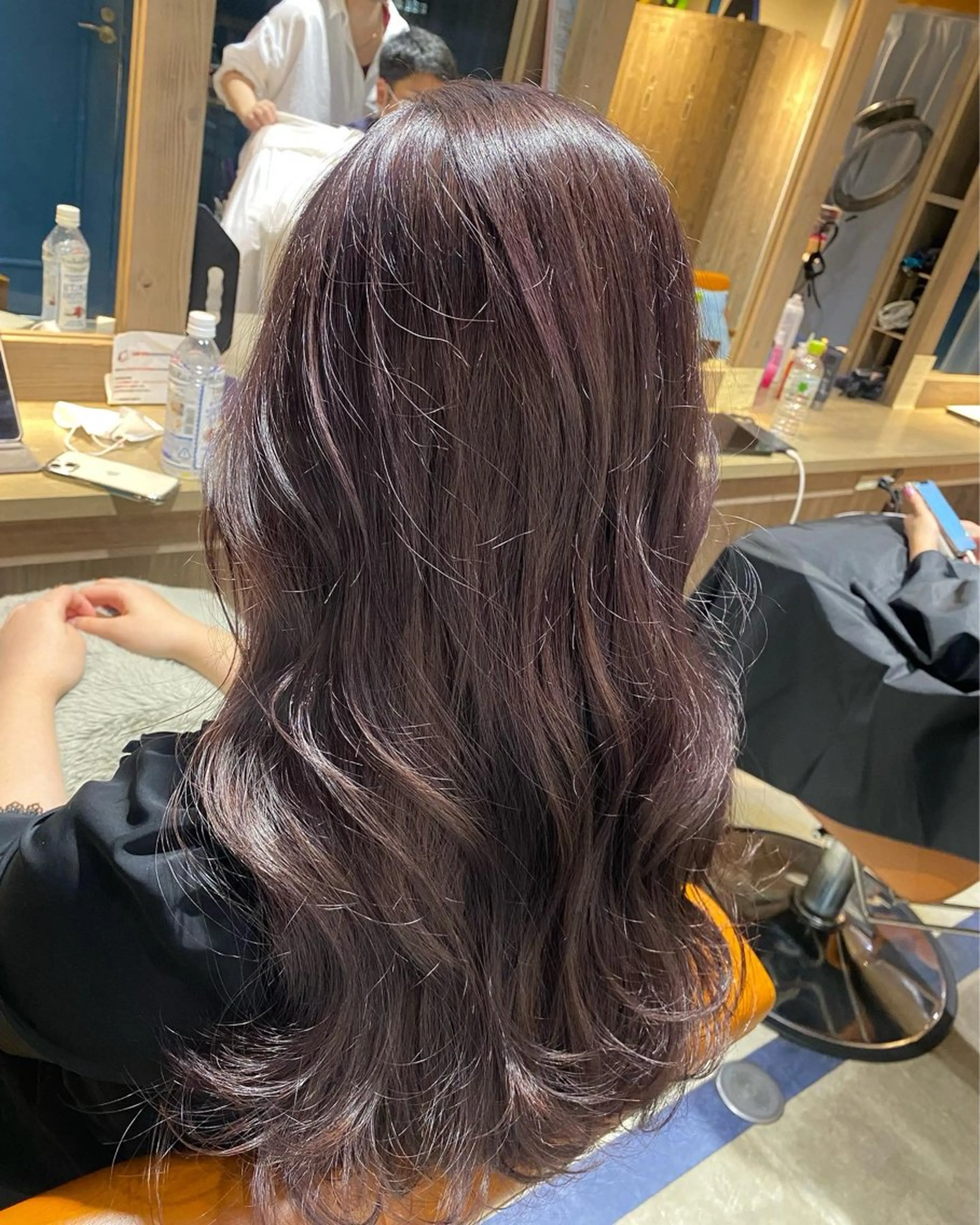 セミロング 🐻結んでも可愛い hair EMI🐻のヘアスタイル