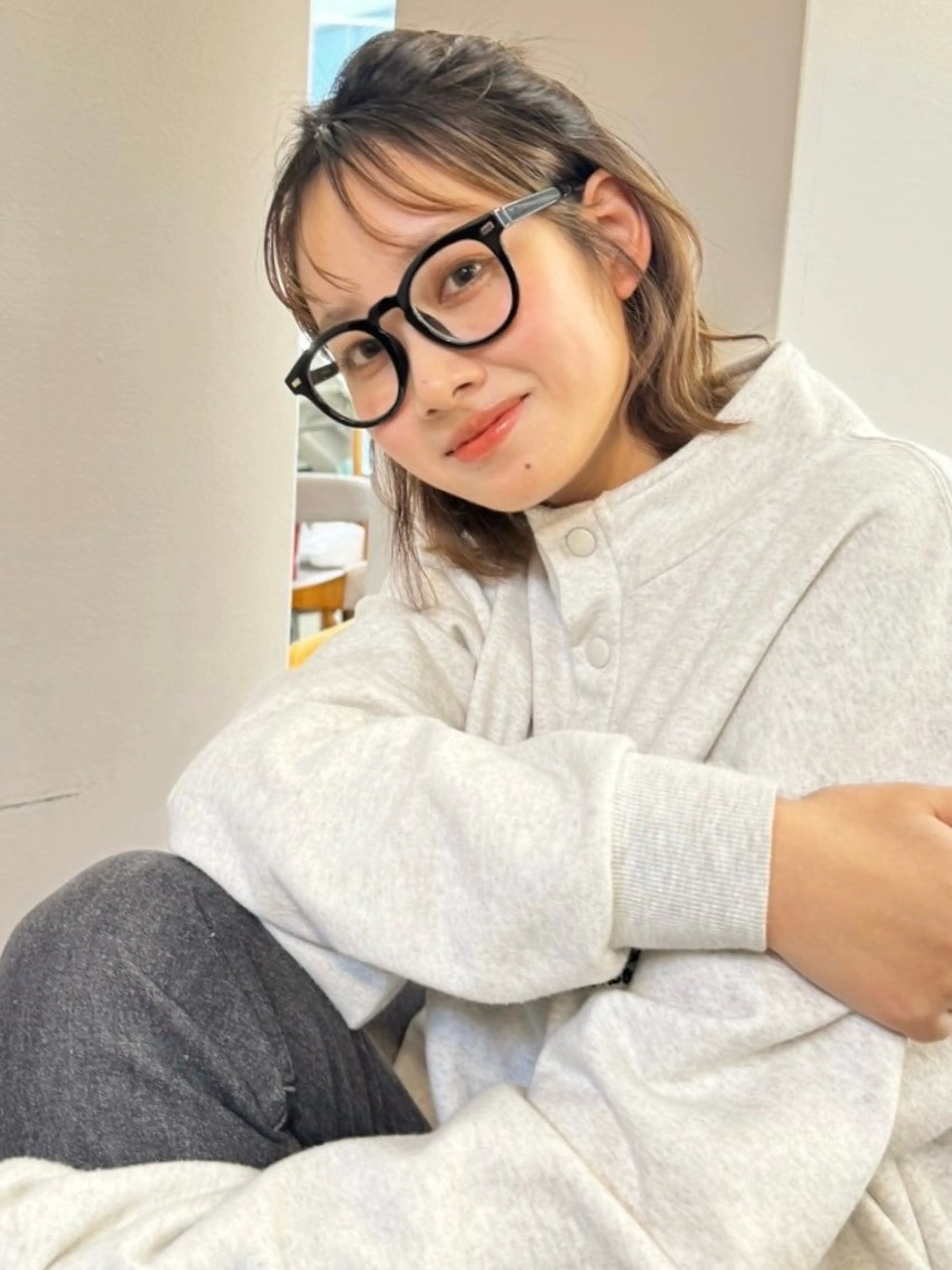 ミディアム Farbe🤍 女性限定のヘアスタイル