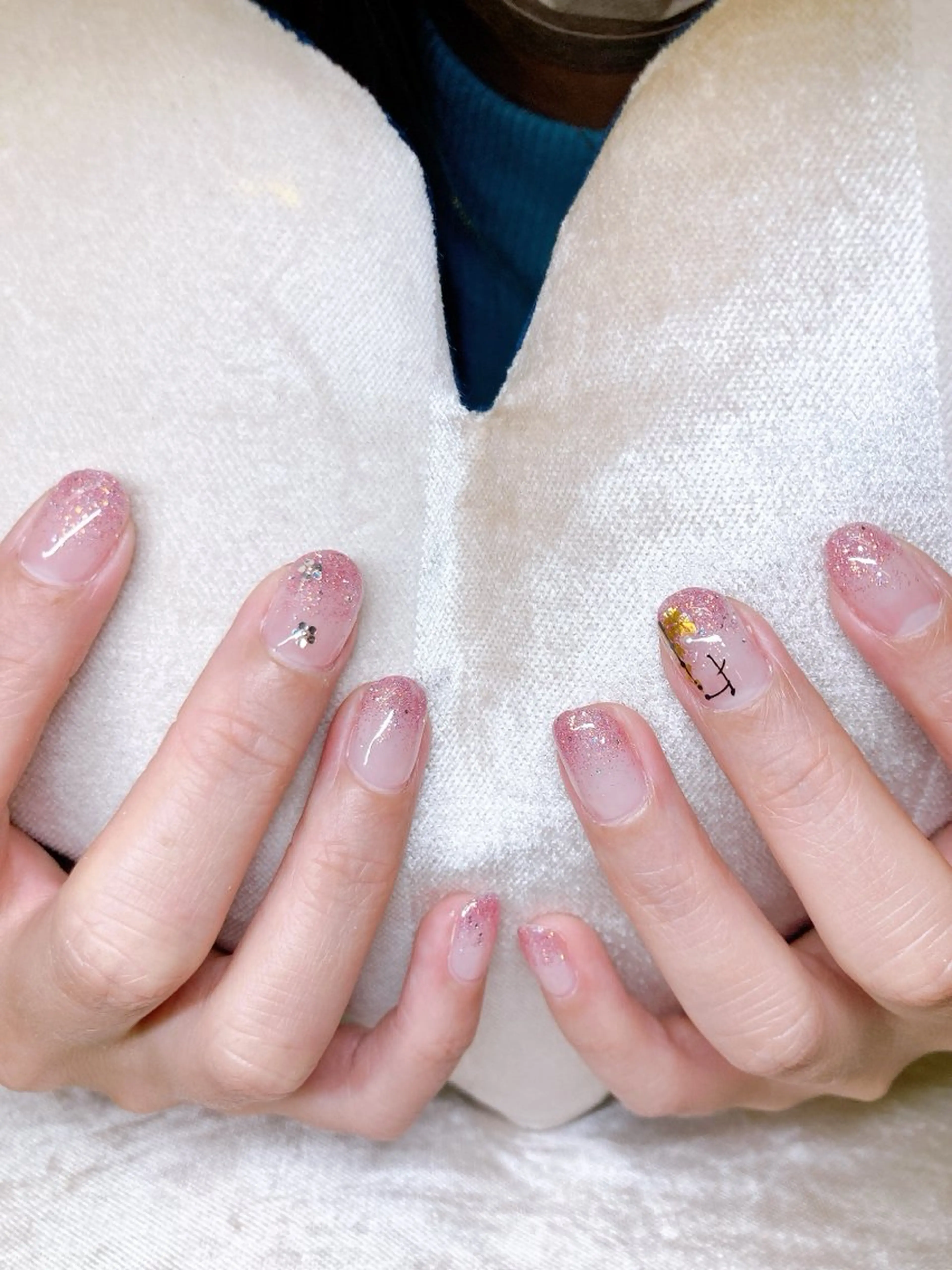 ネイル 寺山 千鶴のネイルデザイン