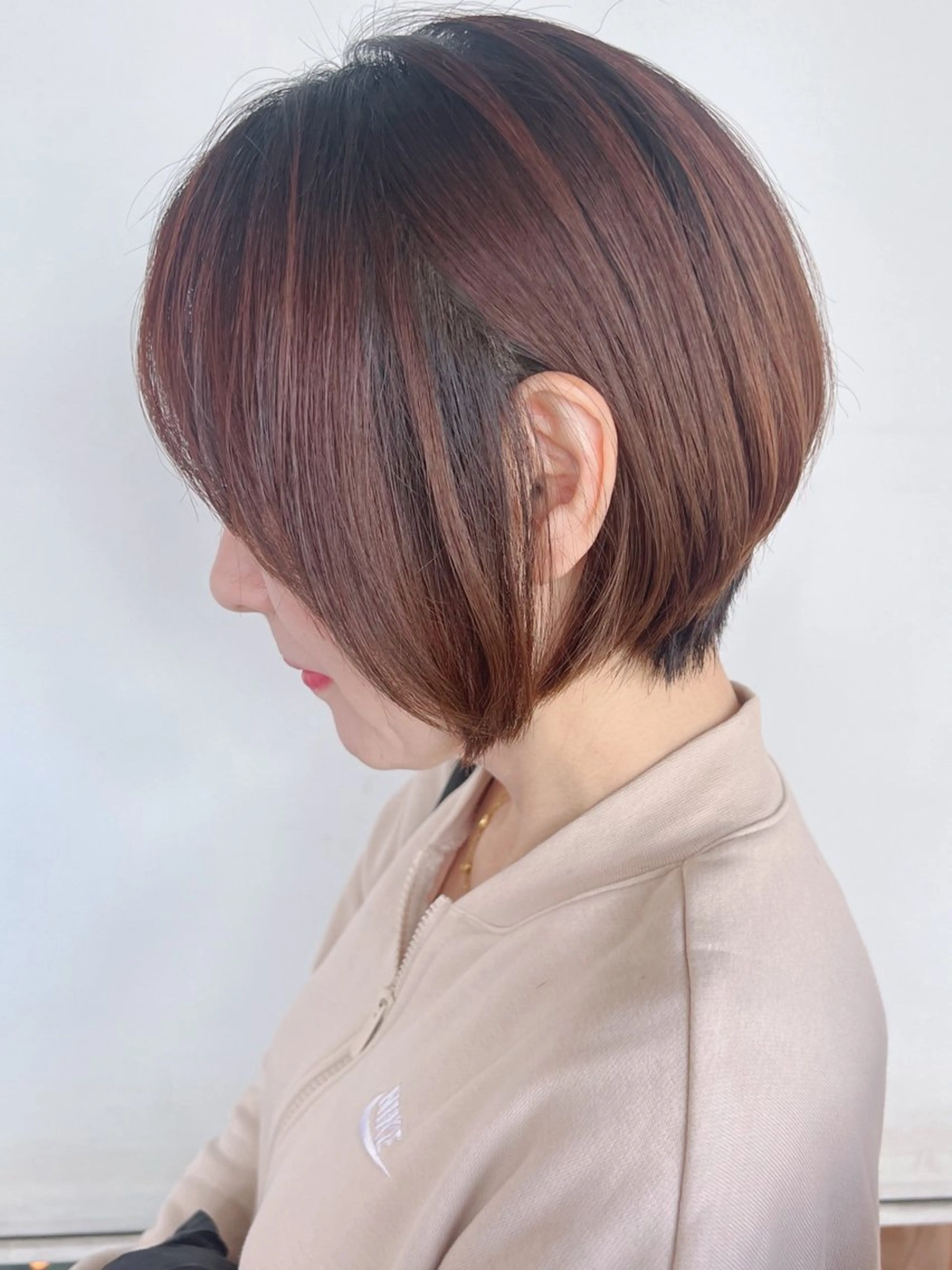 ショート ショートボブ ボブ ショートヘア 松岡彩華 ボブ /グレージュのヘアスタイル