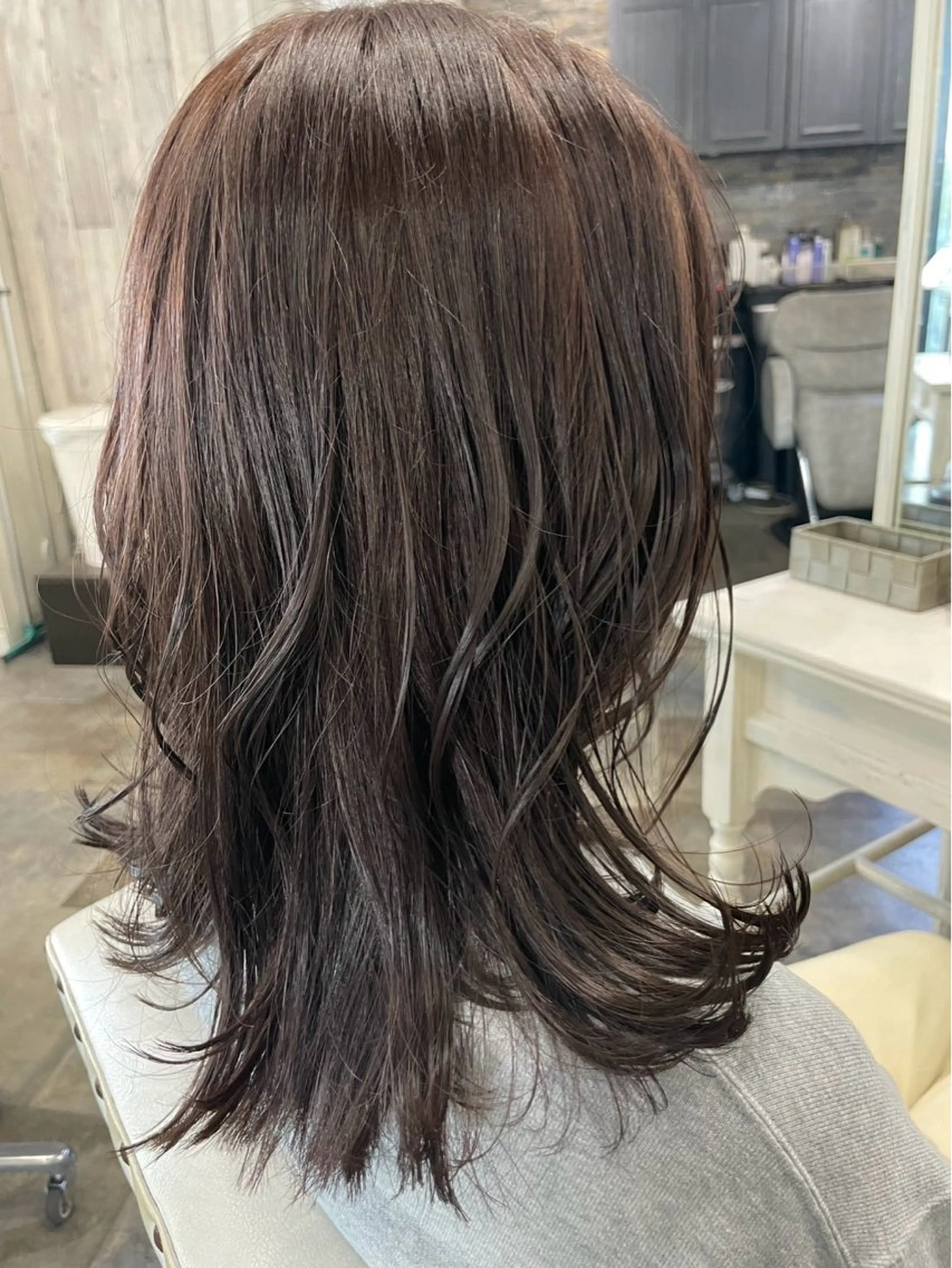 ミディアム ボブレイヤー ミディアムパーマ ミストバング ボブ ハイライト 髪質改善/縮毛矯正/ 美髪/個室/ハラのヘアスタイル