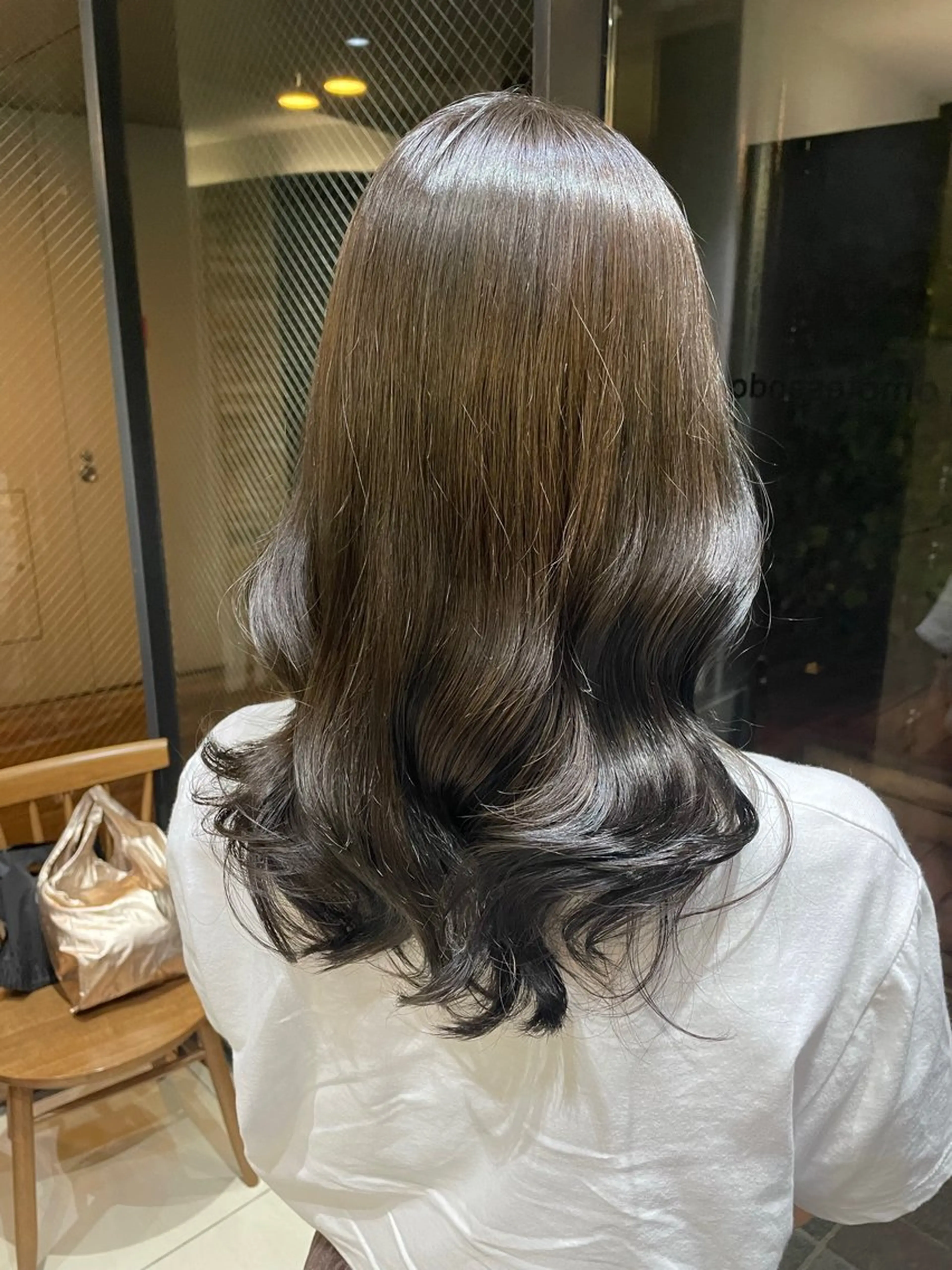 ミディアム ミディアムパーマ 韓国風ヘア トリートメント カット ヘアカラー パーマ 韓国風パーマ🌿コテ 巻き風パーマ/るいのヘアスタイル