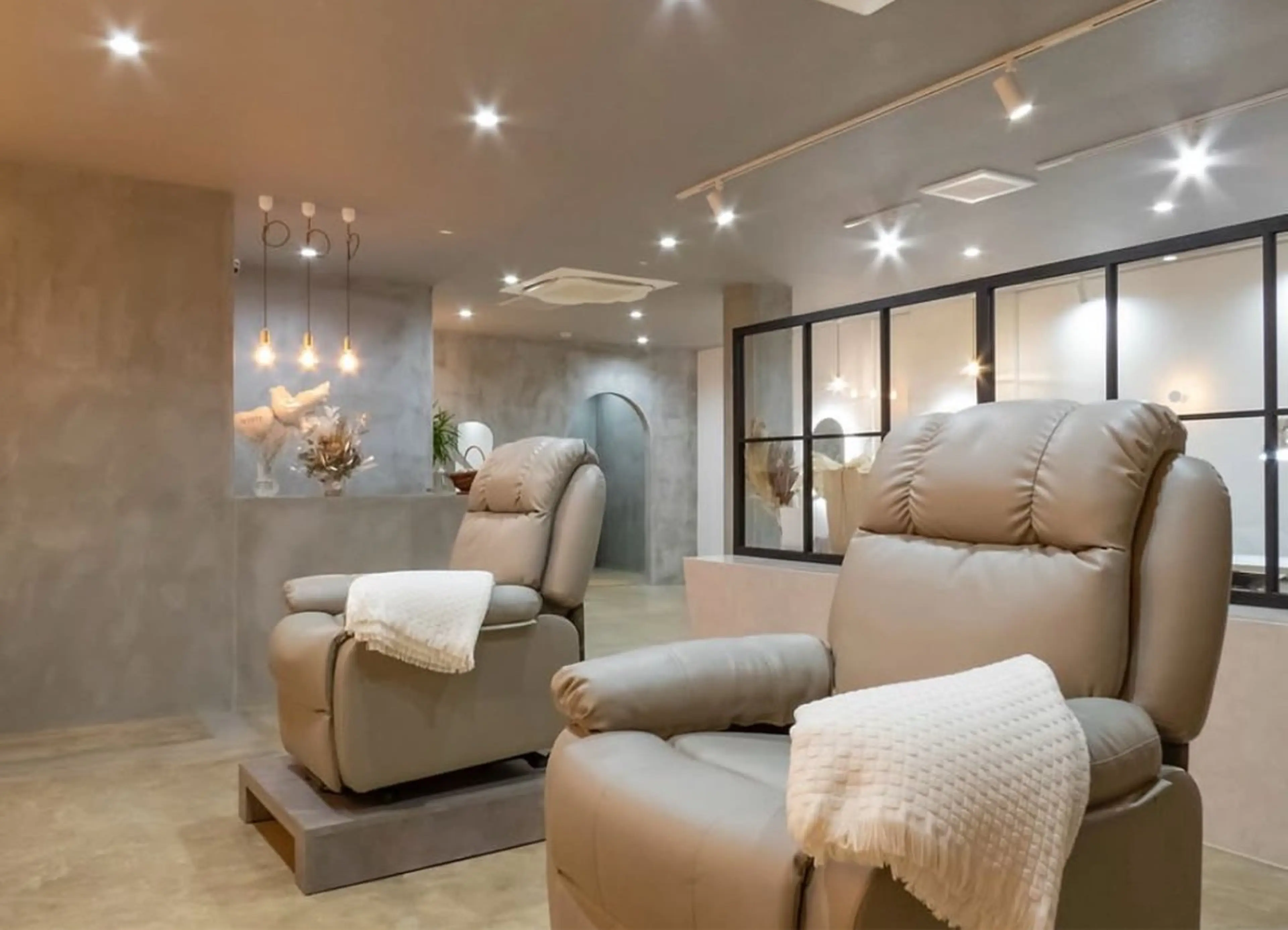 Luna WHITEのマツエク・マツパデザイン