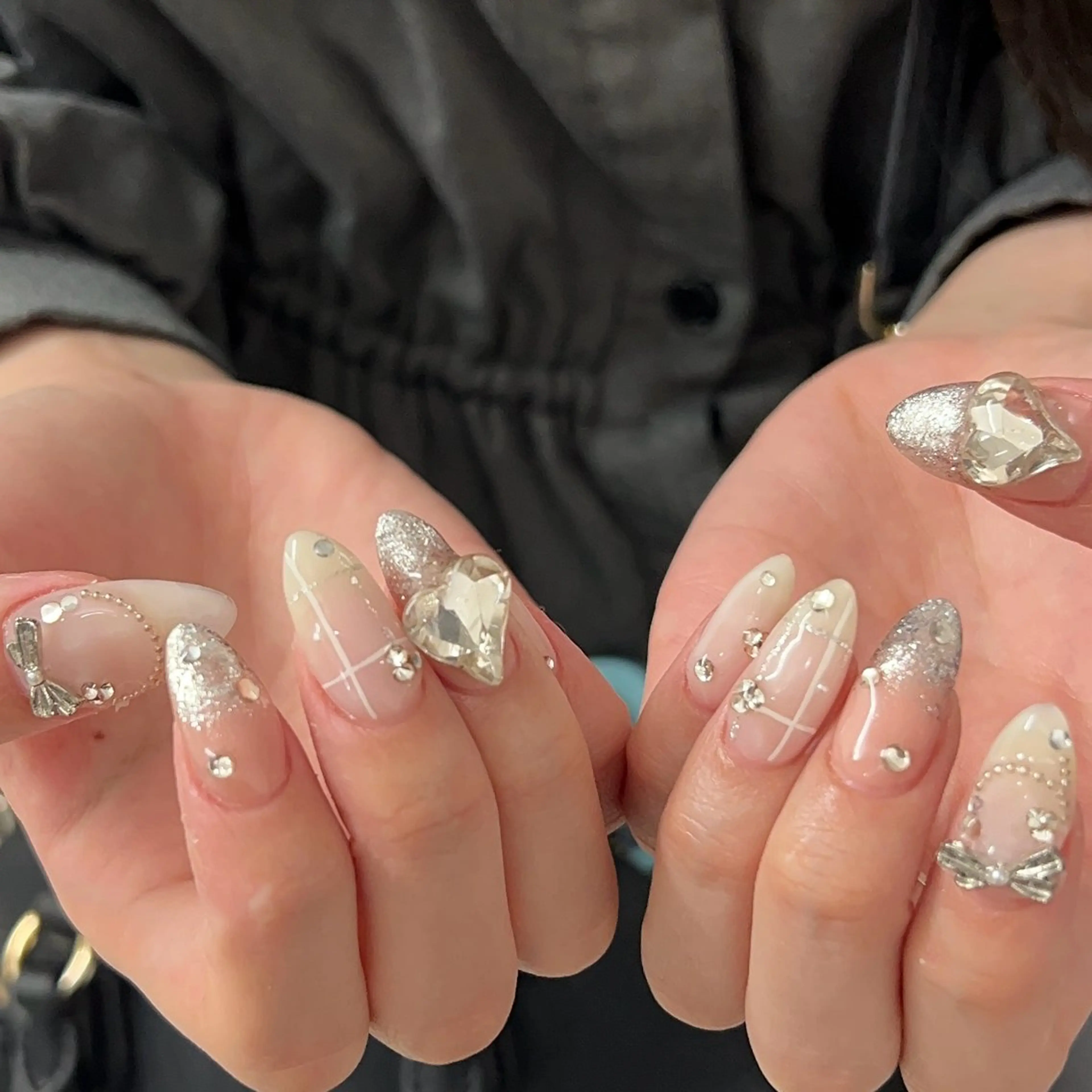 ネイル MODA MANAMIᵕ̈のネイルデザイン