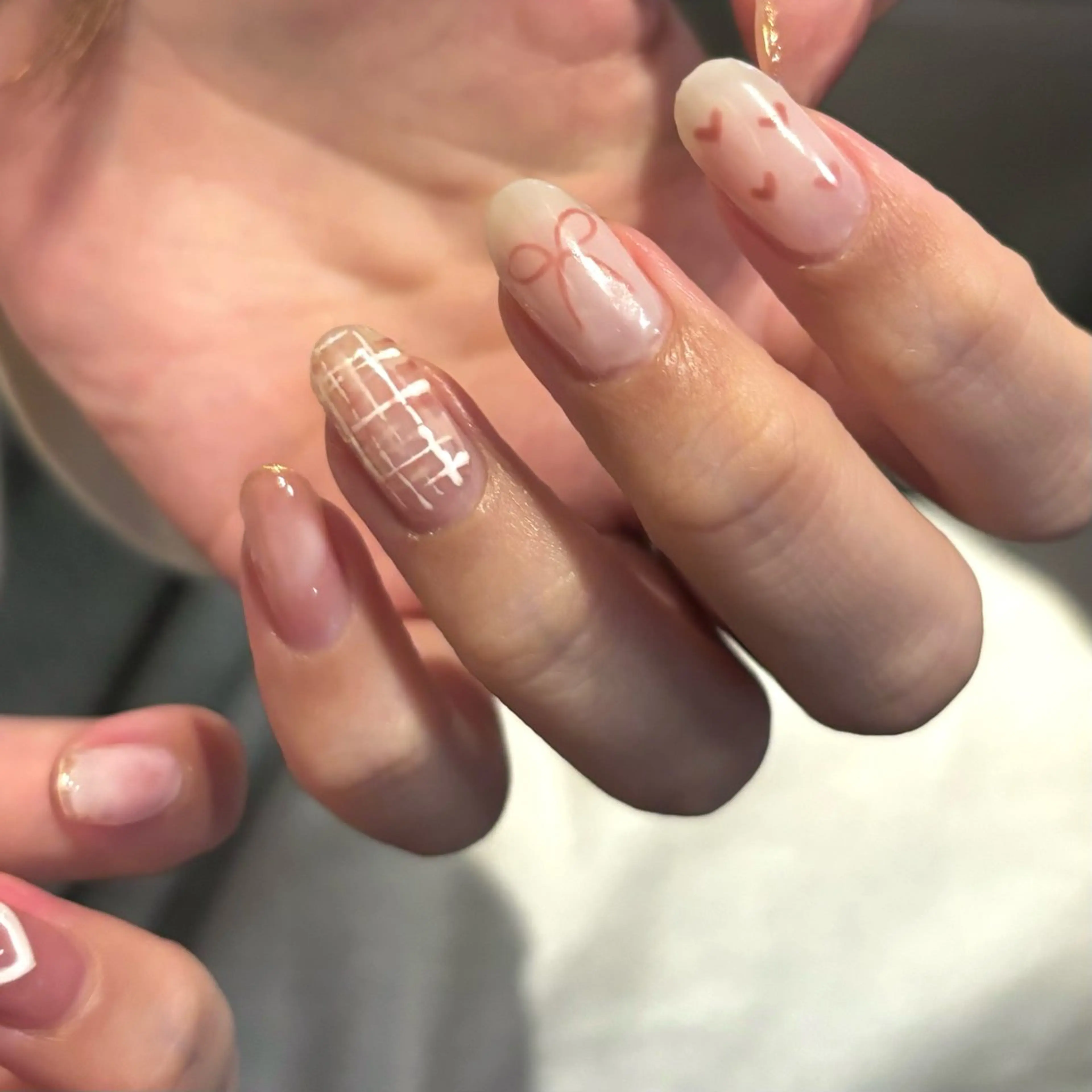 ネイル ガーリー ハート リボン kotone / toneのネイルデザイン