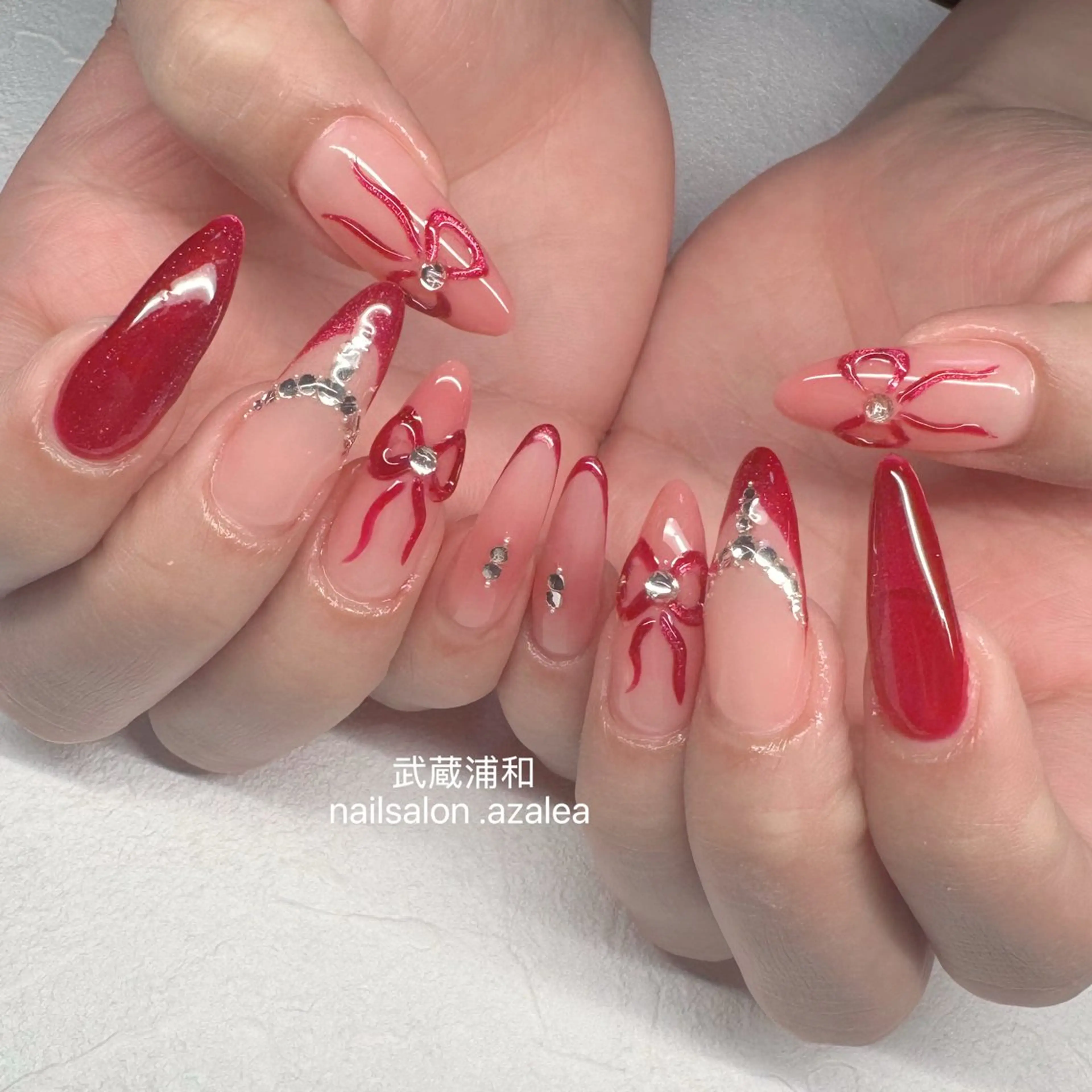 ネイル ハンドネイル R inのネイルデザイン