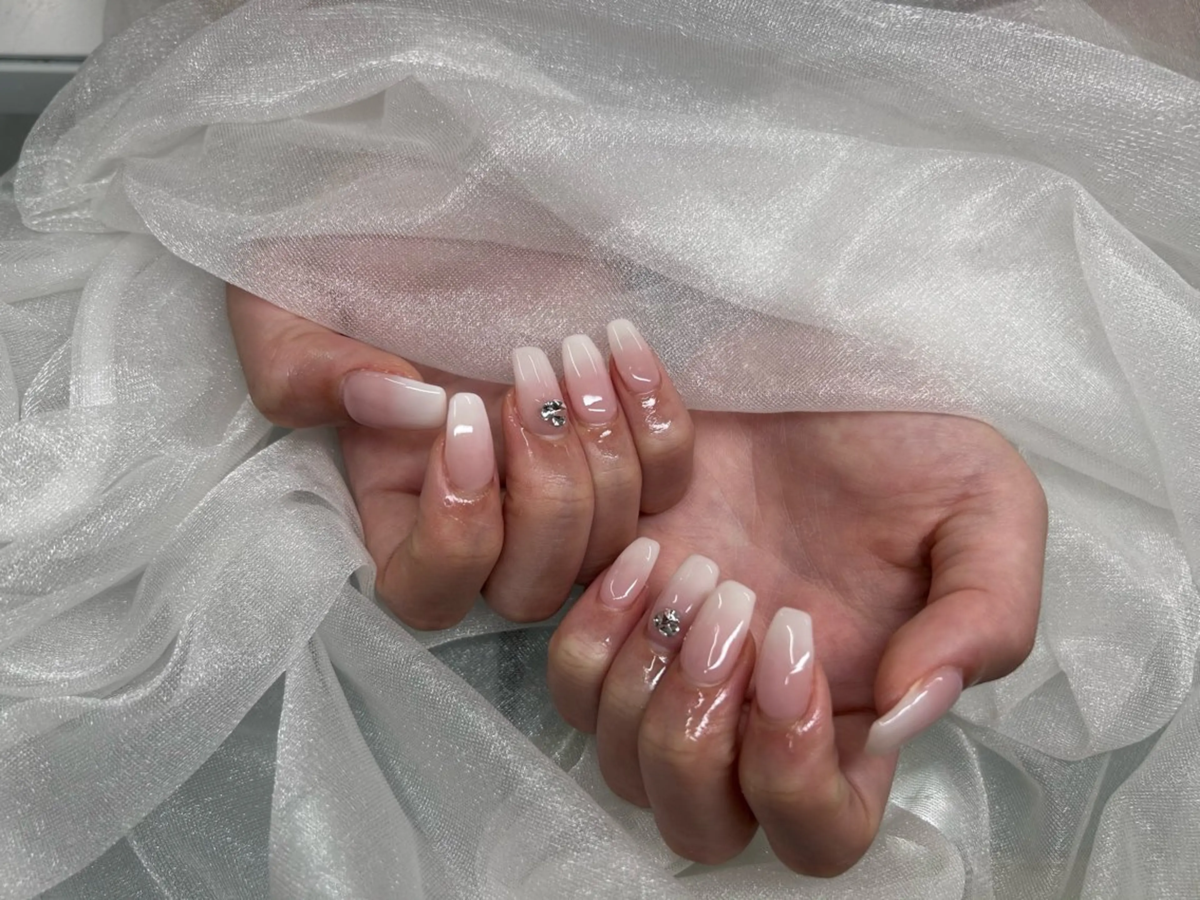 ネイル 持ち込み 加藤 楓子のネイルデザイン