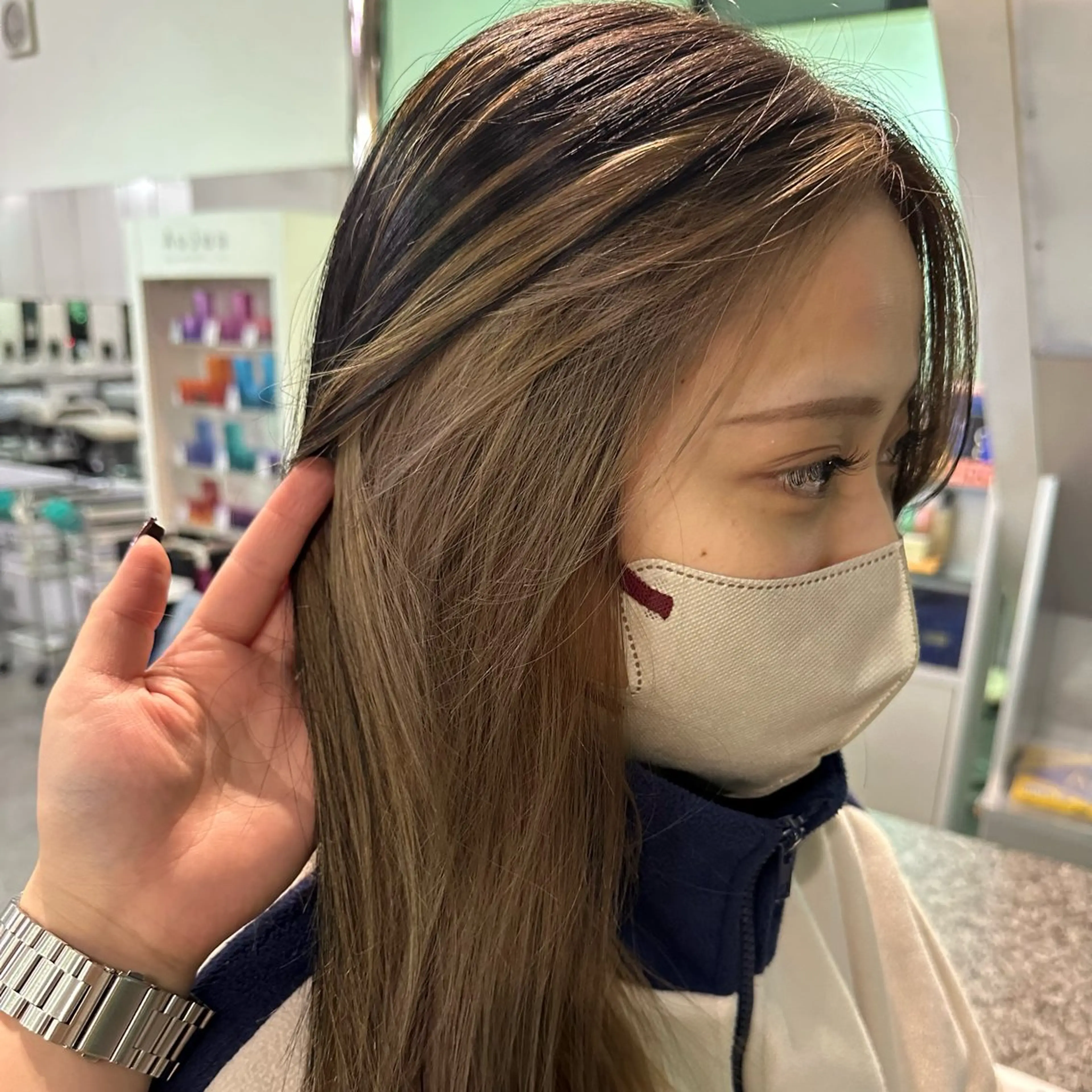 カラー ヘアカラー 町田 里奈のヘアスタイル