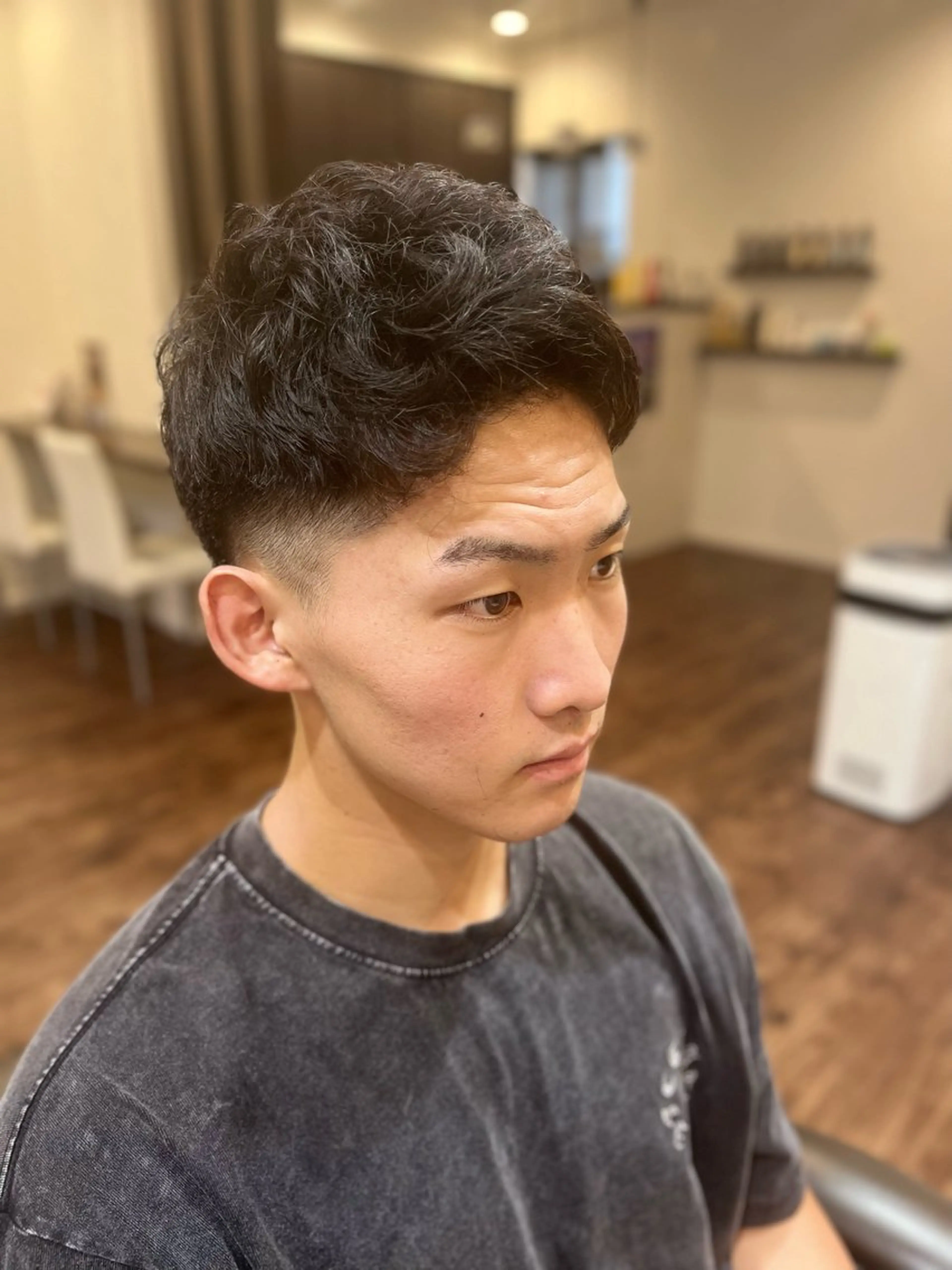 メンズ ヘア&フェイス・リズム所属・木村 慎馬のヘアスタイル