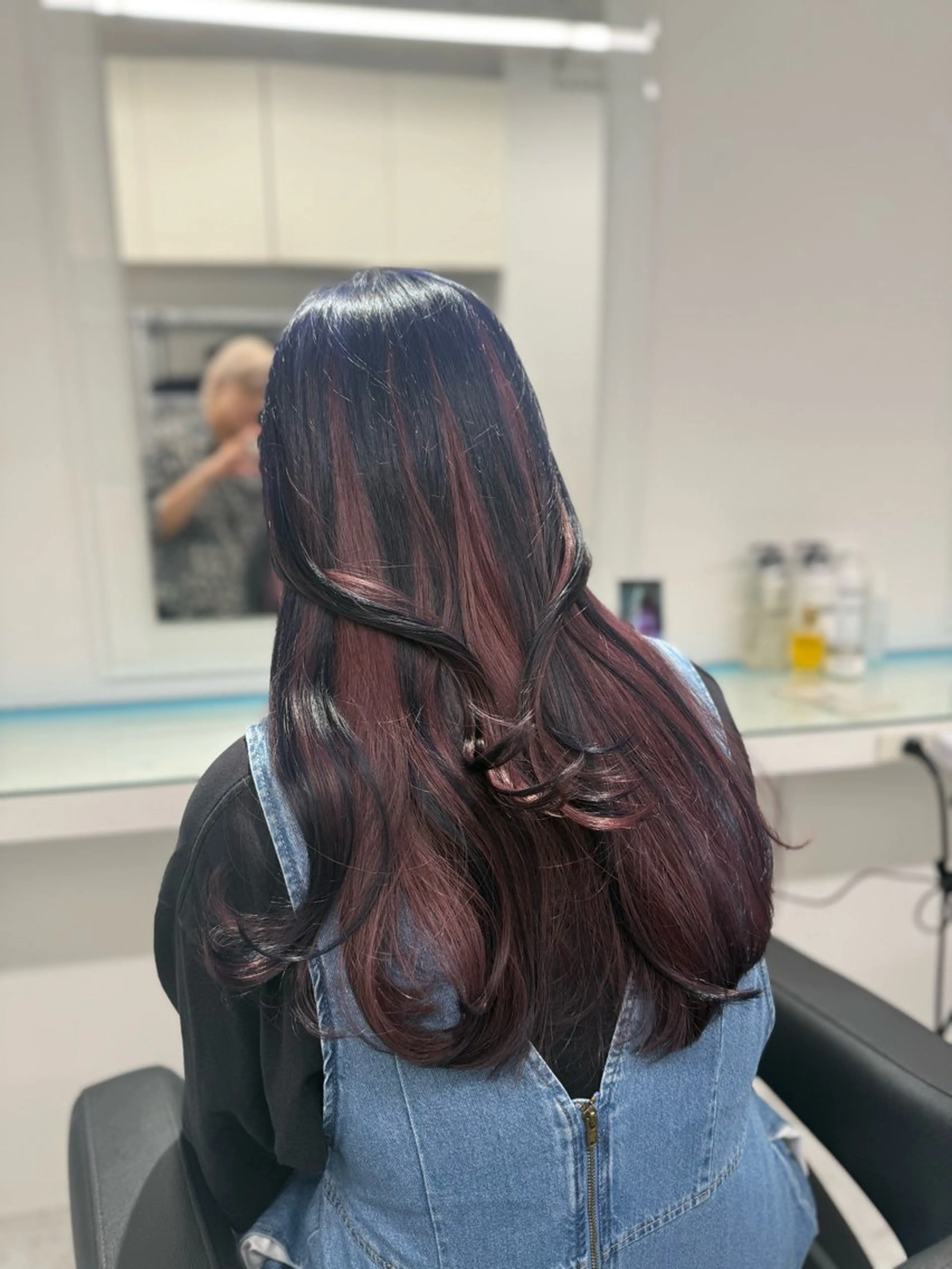 カラー ヘアカラー トリートメント ブリーチなし透明感 💗RYOTAのヘアスタイル