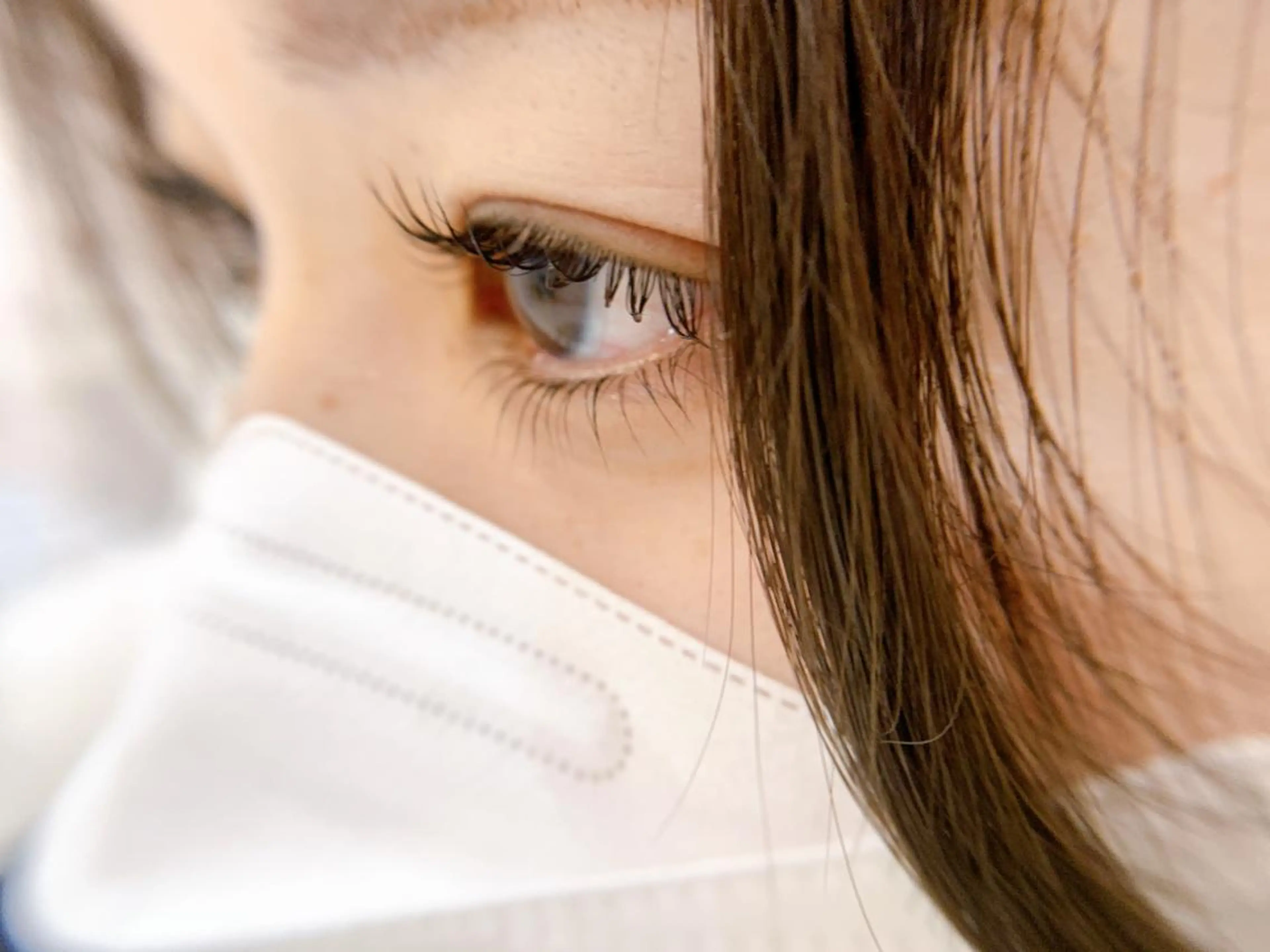 【オフ無料】🔥話題のロット式上下まつげパーマ（トリートメント付き）🔥の写真