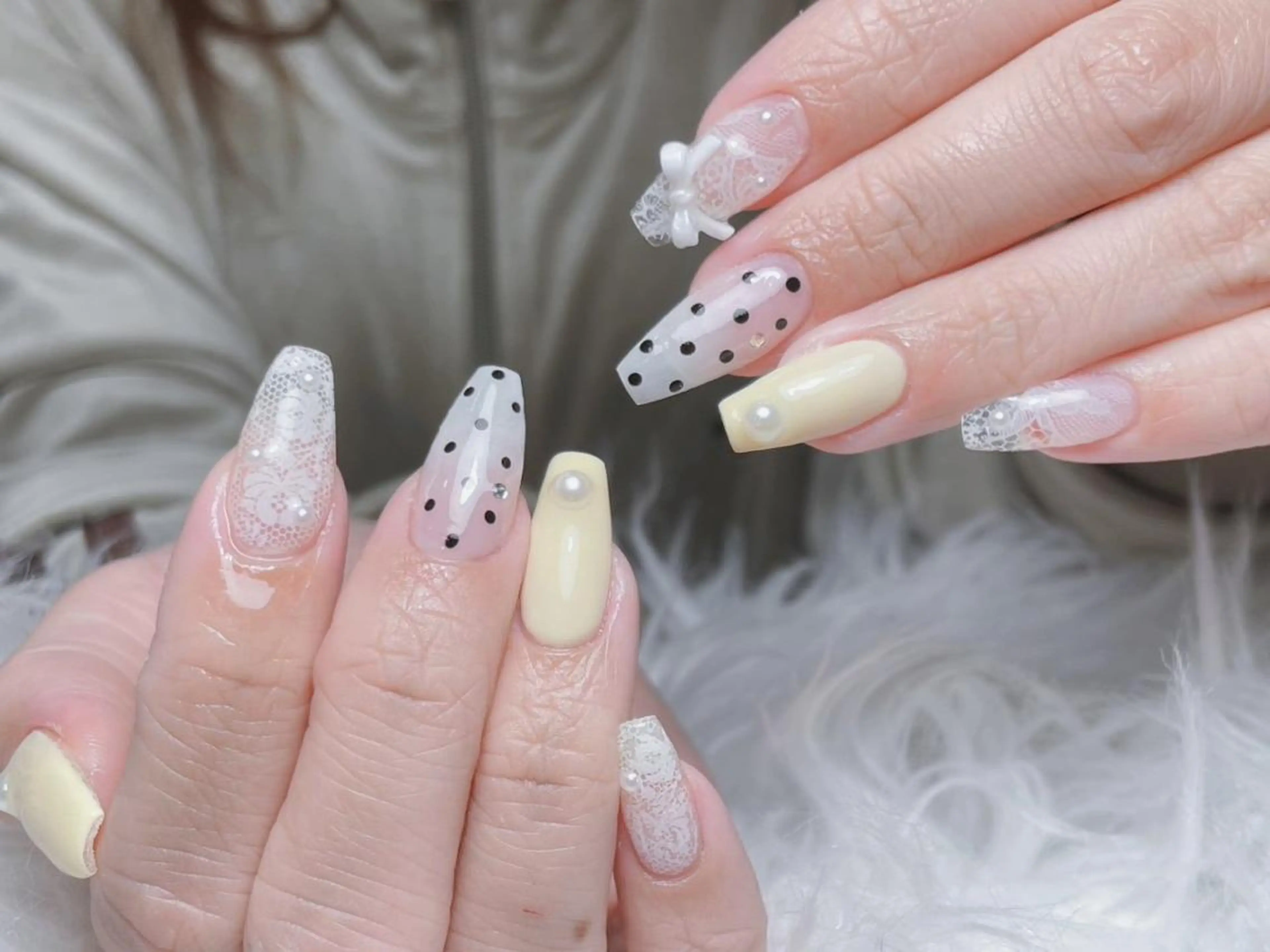 ネイル オーロラネイル 長さ出し フットネイル フレンチネイル ジェルネイル アンアンBelle Nail 池袋のネイルデザイン