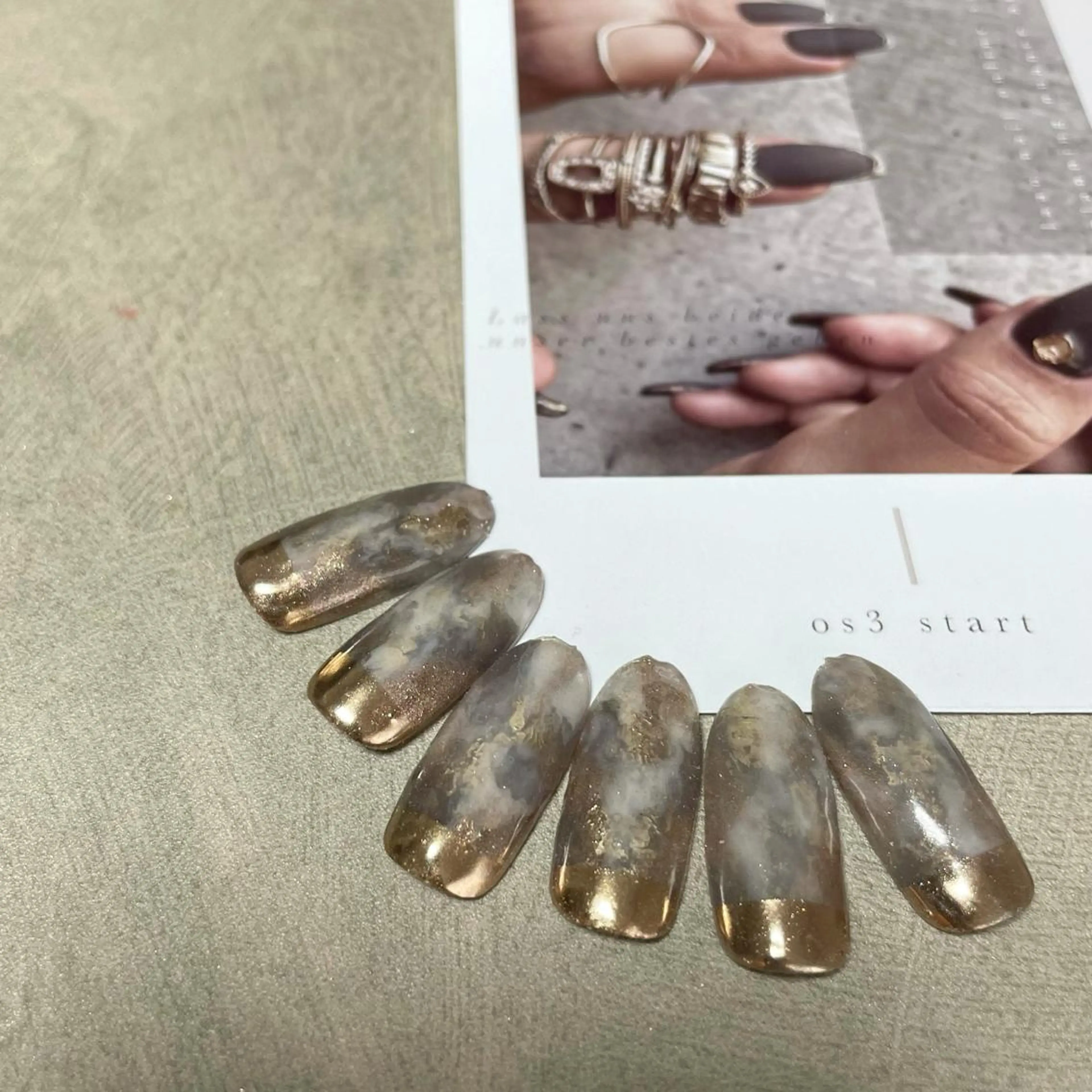 ネイル S. JEWELのネイルデザイン