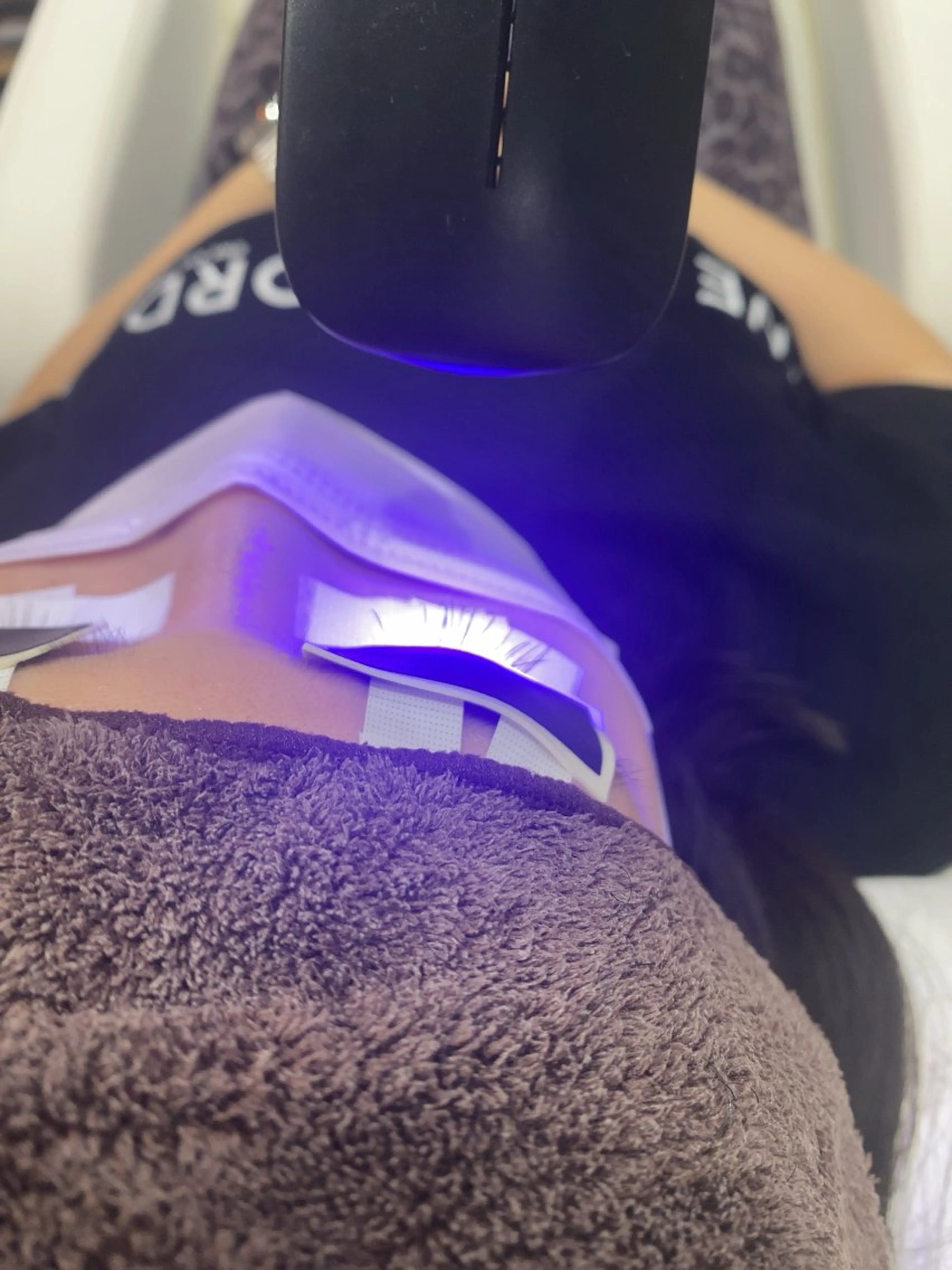 ✨オフ込み✨JrアイリストのLEDフラット100本の写真