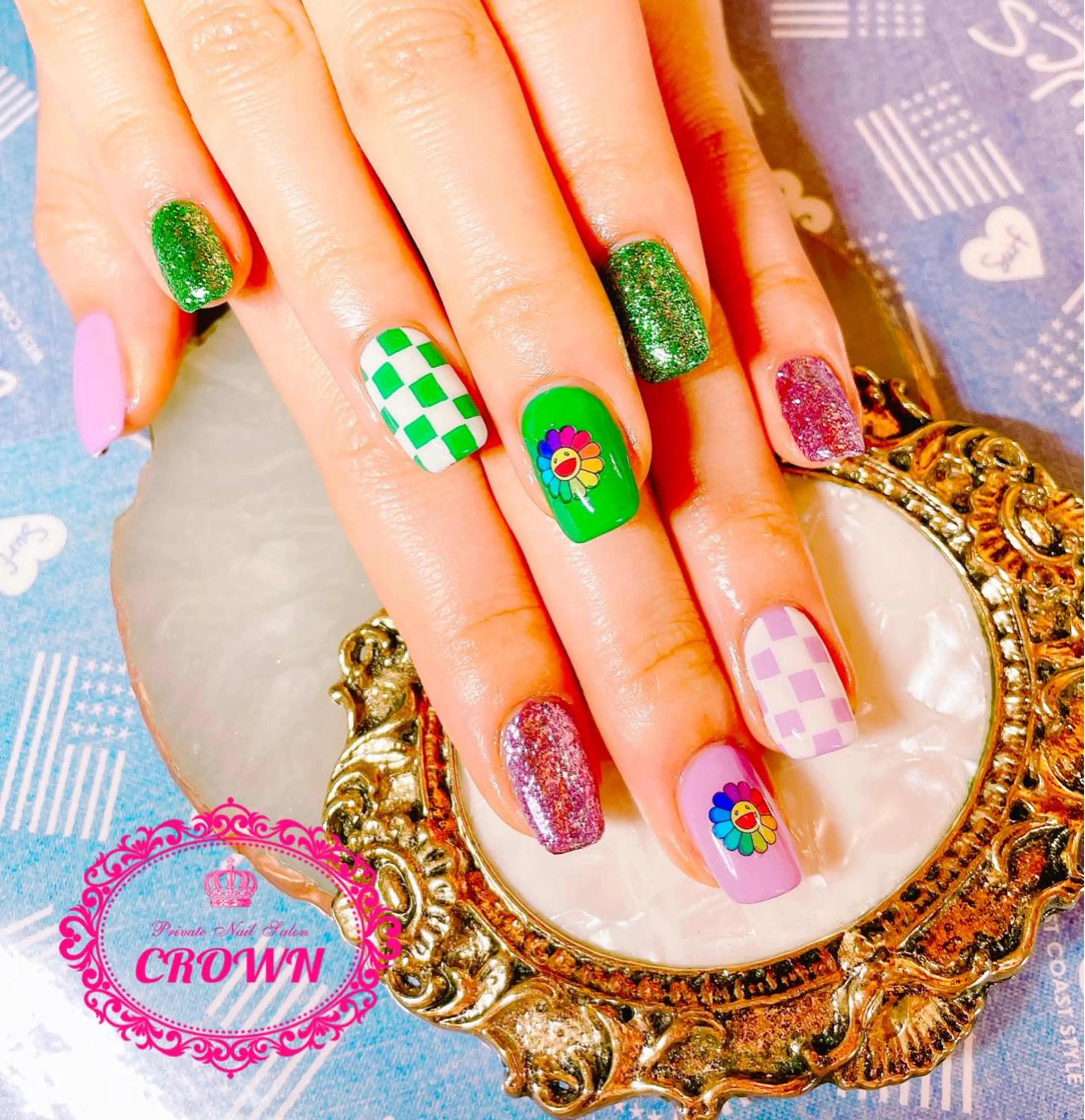 ネイル CROWN プライベートサロンのネイルデザイン