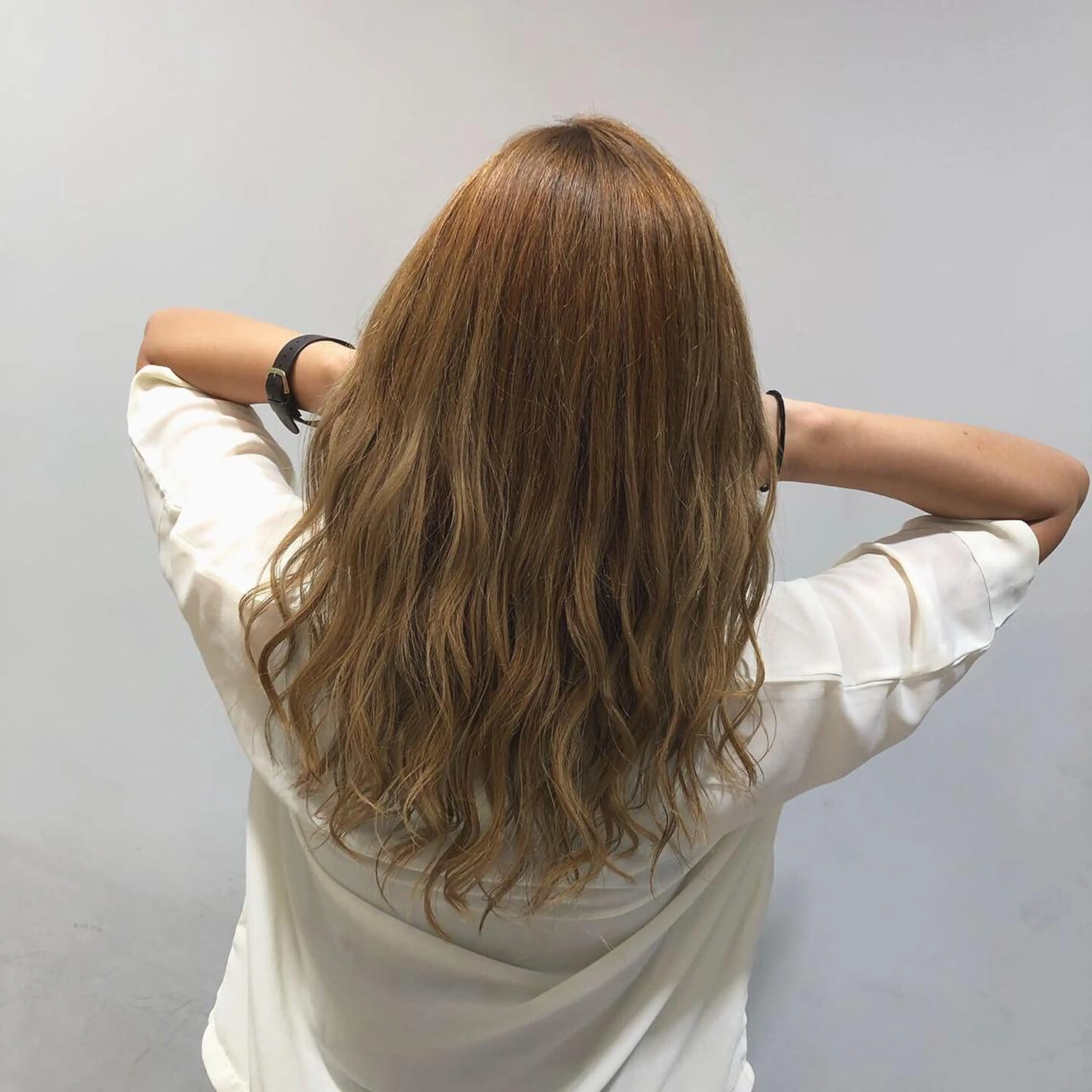 セミロング 岩瀬 翔太のヘアスタイル