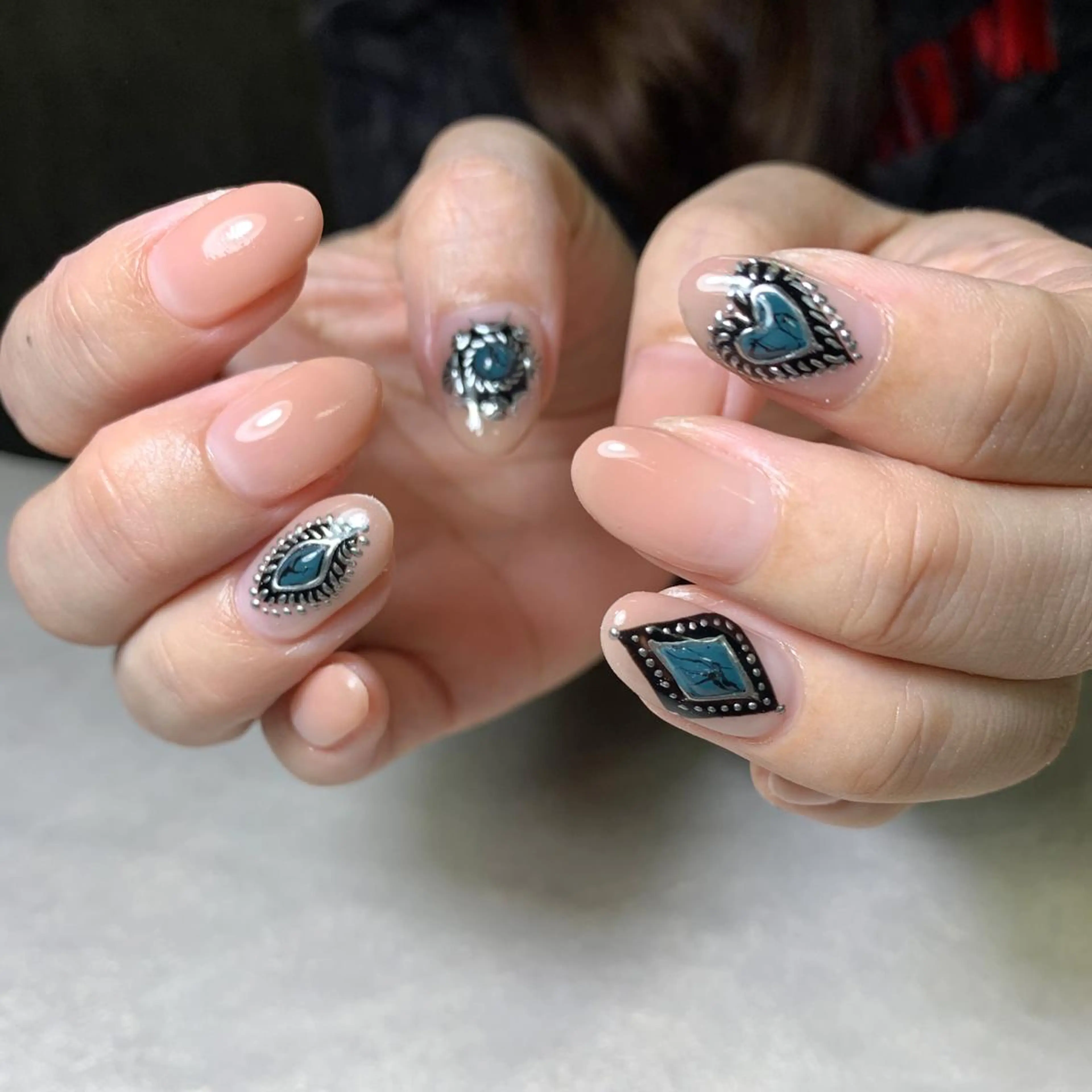 ネイル FIORITURA aiのネイルデザイン