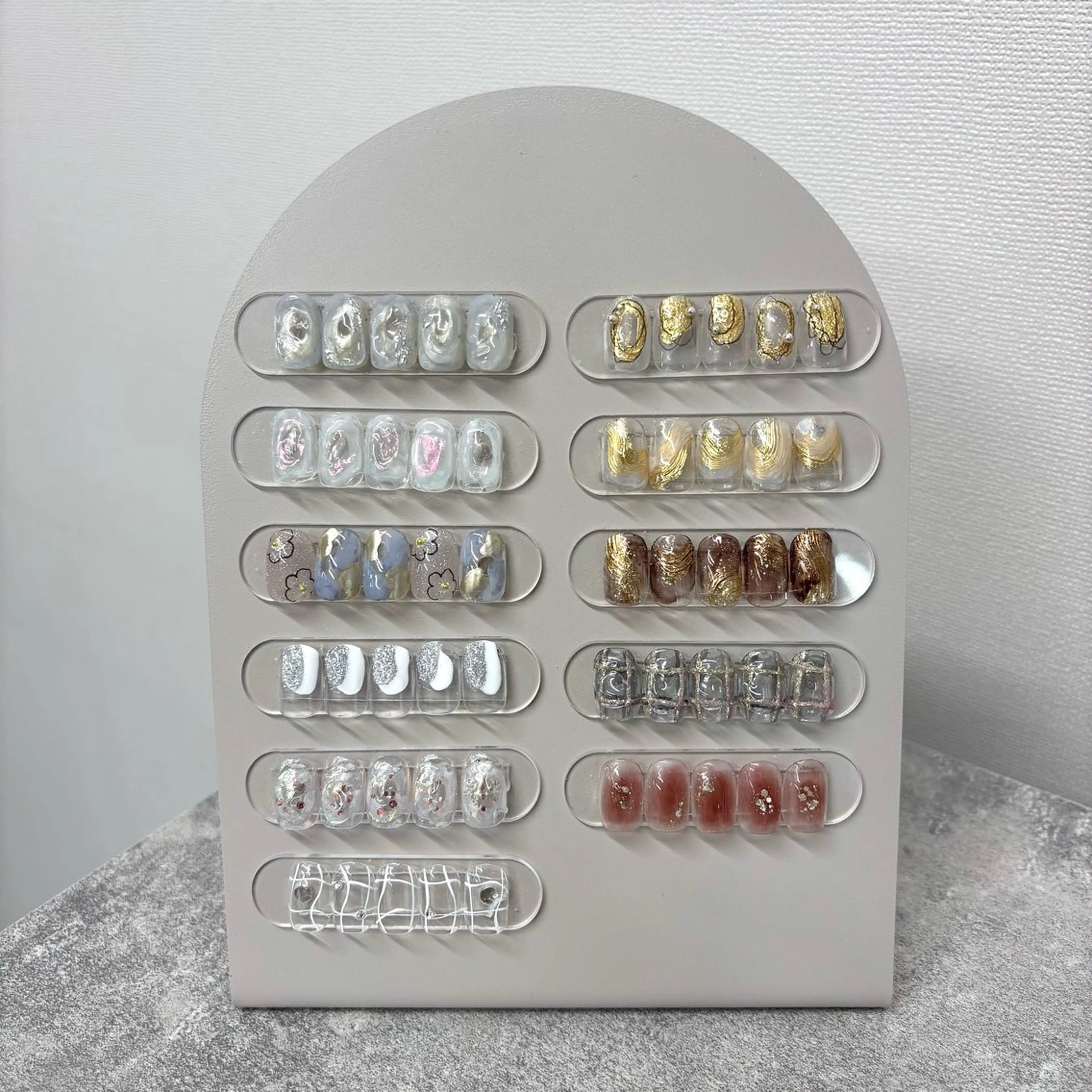ネイル クリアネイル ニュアンスネイル ハンドネイル filonnail airiのネイルデザイン