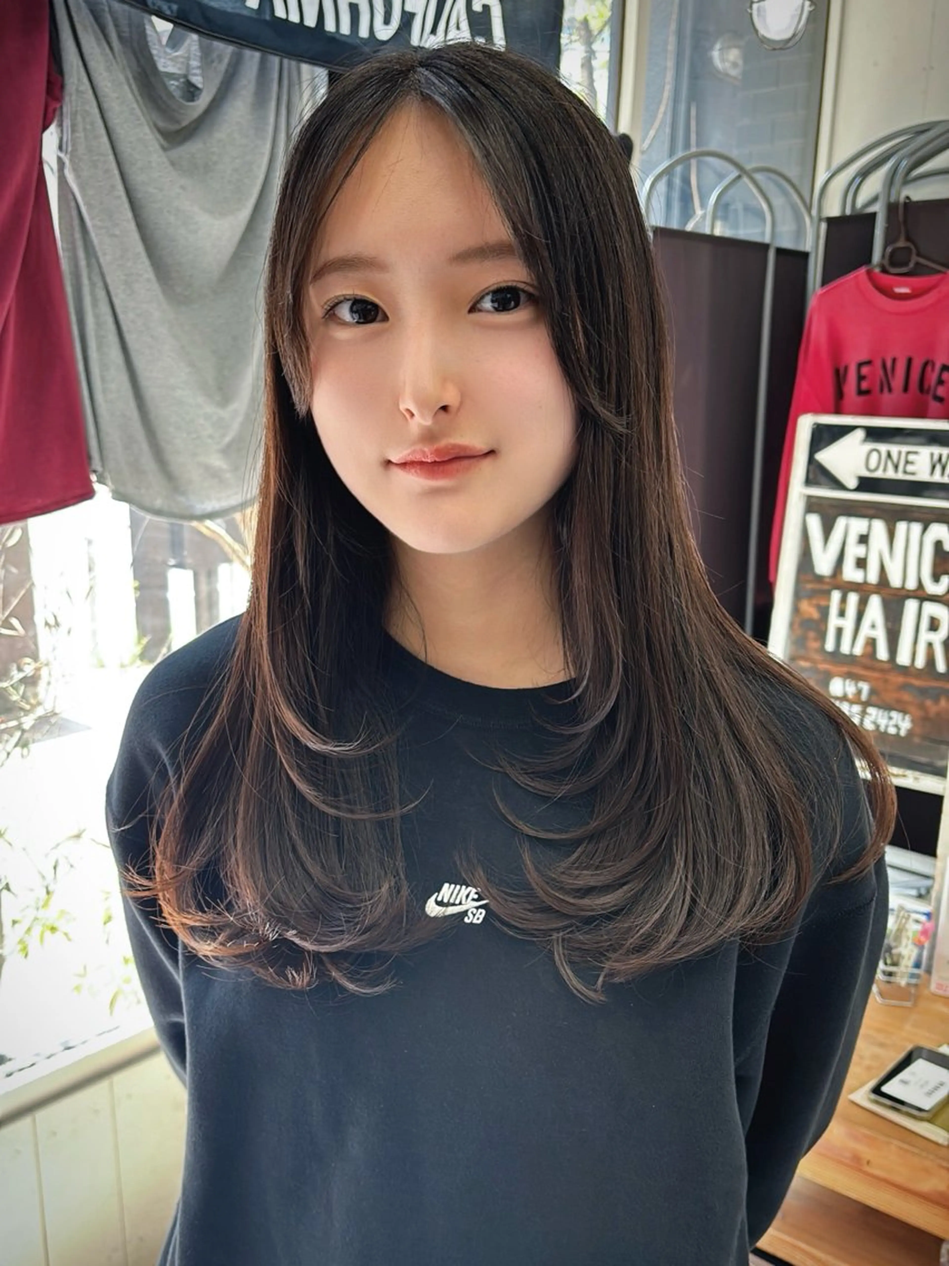 ロング カット Ann./艶髪 /レイヤーカットのヘアスタイル