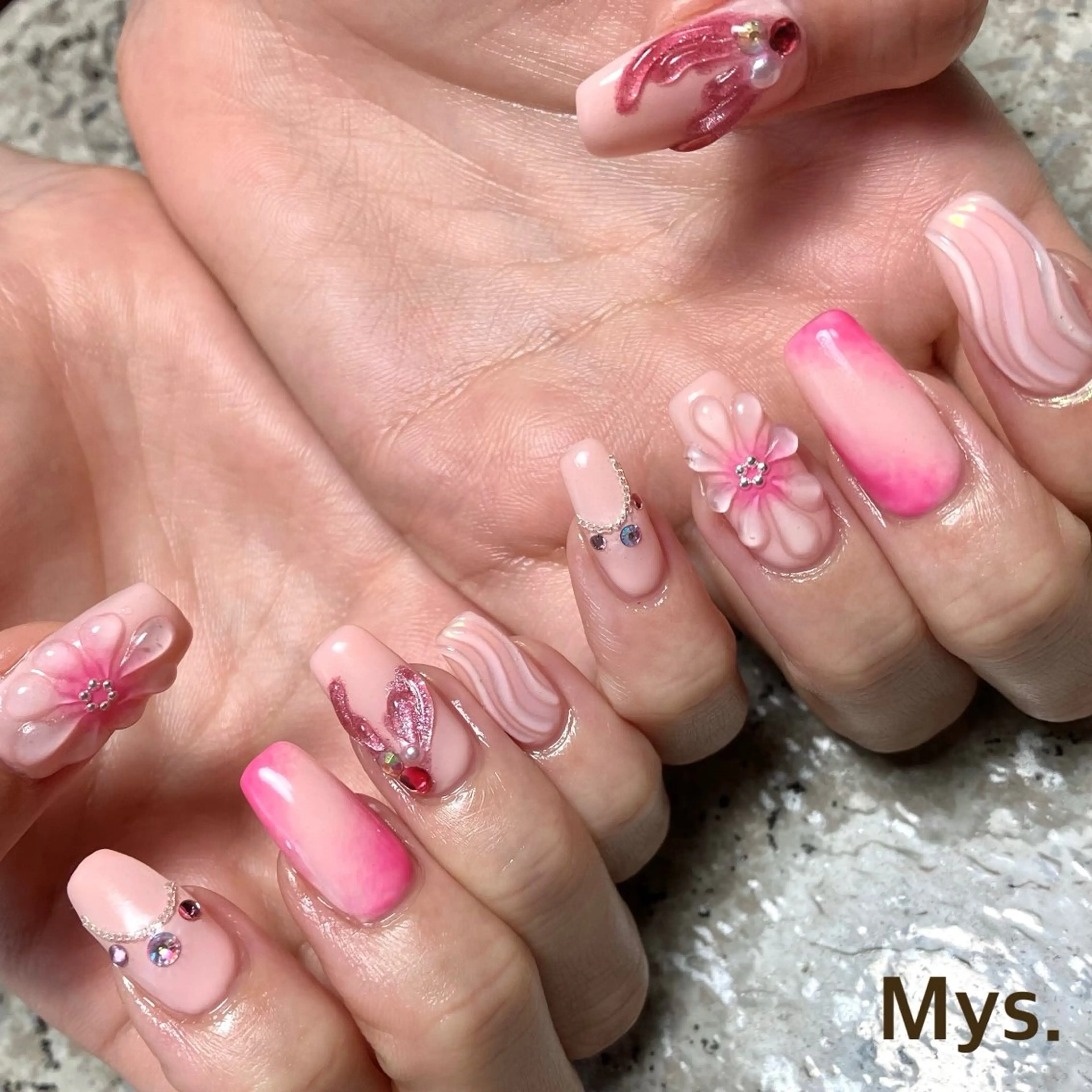 ネイル ハンドネイル Mys. 三上紗紀のネイルデザイン