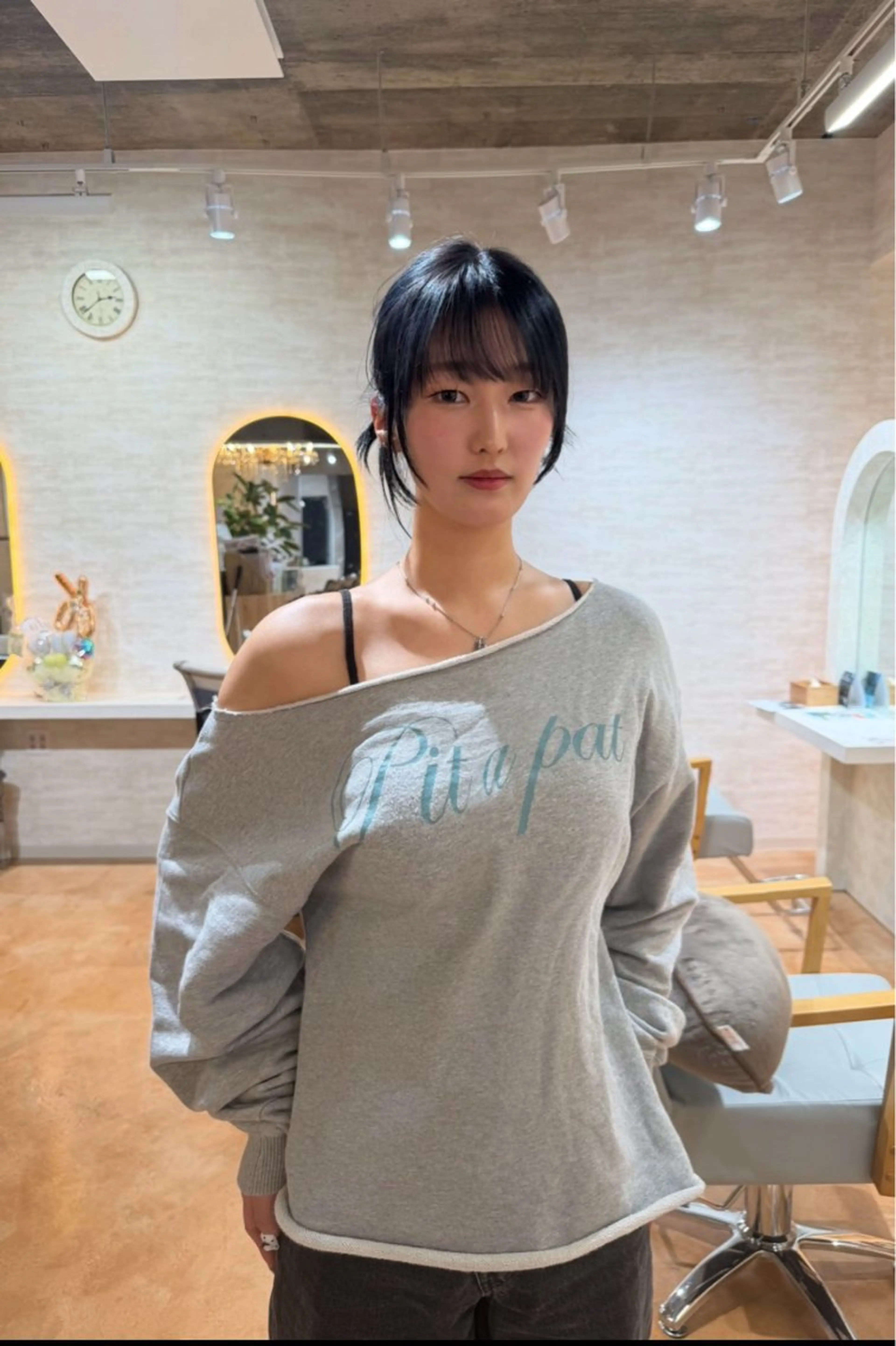 セミロング カラー ヘアアレンジ 黒髪 ブルーカラー ブルーブラック レイヤーカット 北川大輔🌟 小顔レイヤーカットのヘアスタイル