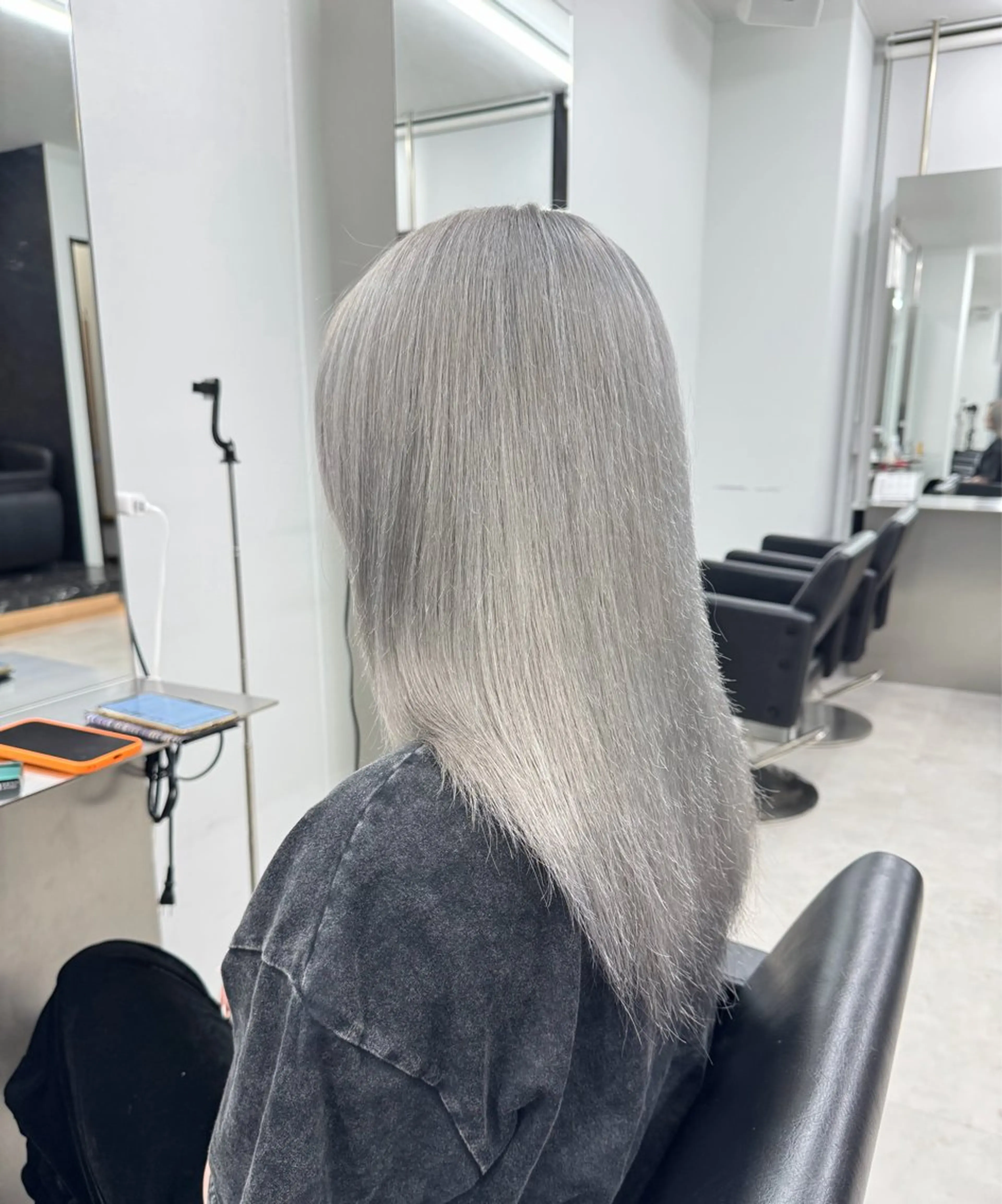 カラー Lapis 福岡大名 AIのヘアスタイル
