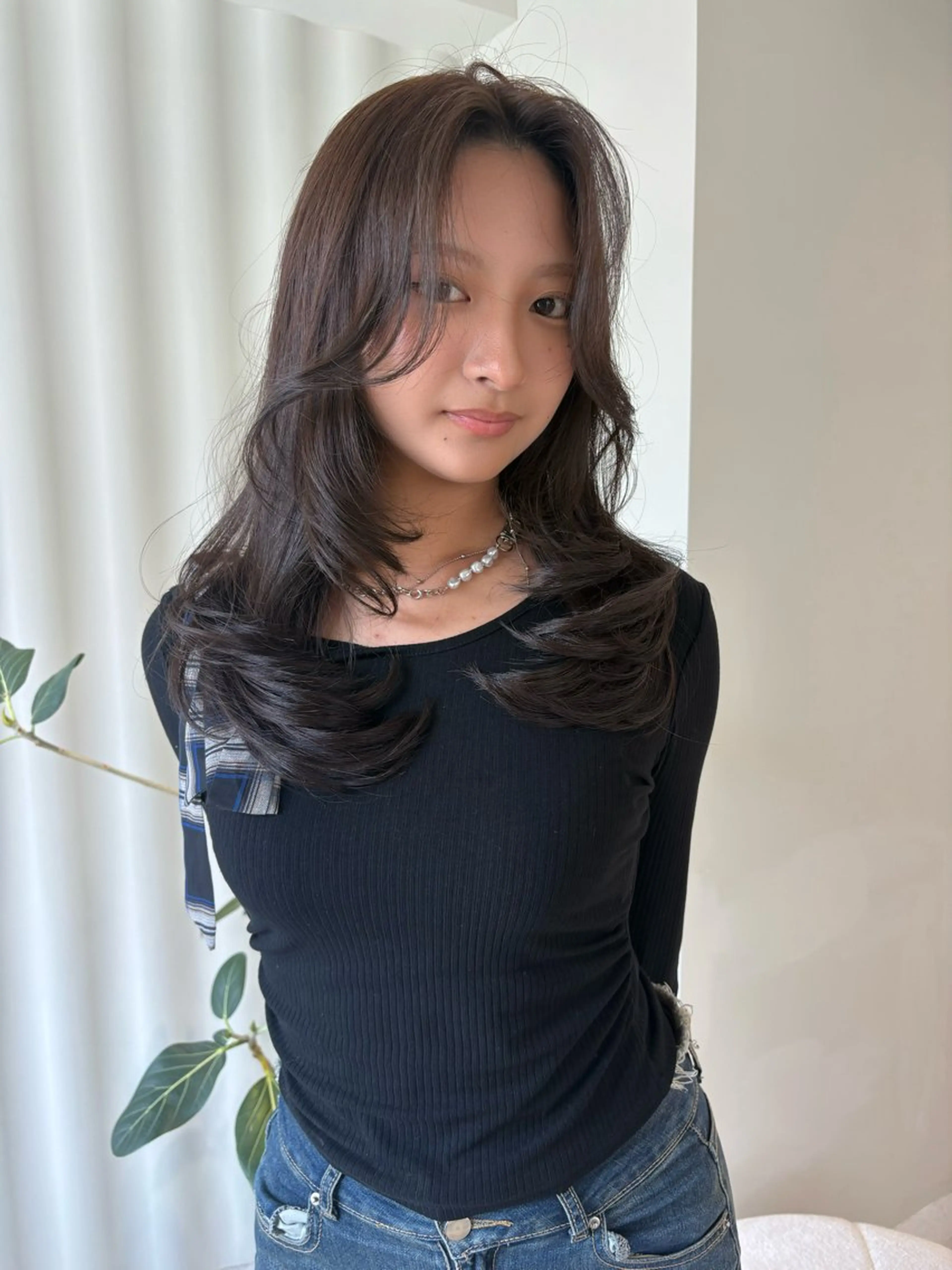 ロング カラー ベージュカラー オリーブベージュ 顔周りカット レイヤーカット カット ヘアカラー 海外レイヤー /NAGISAのヘアスタイル