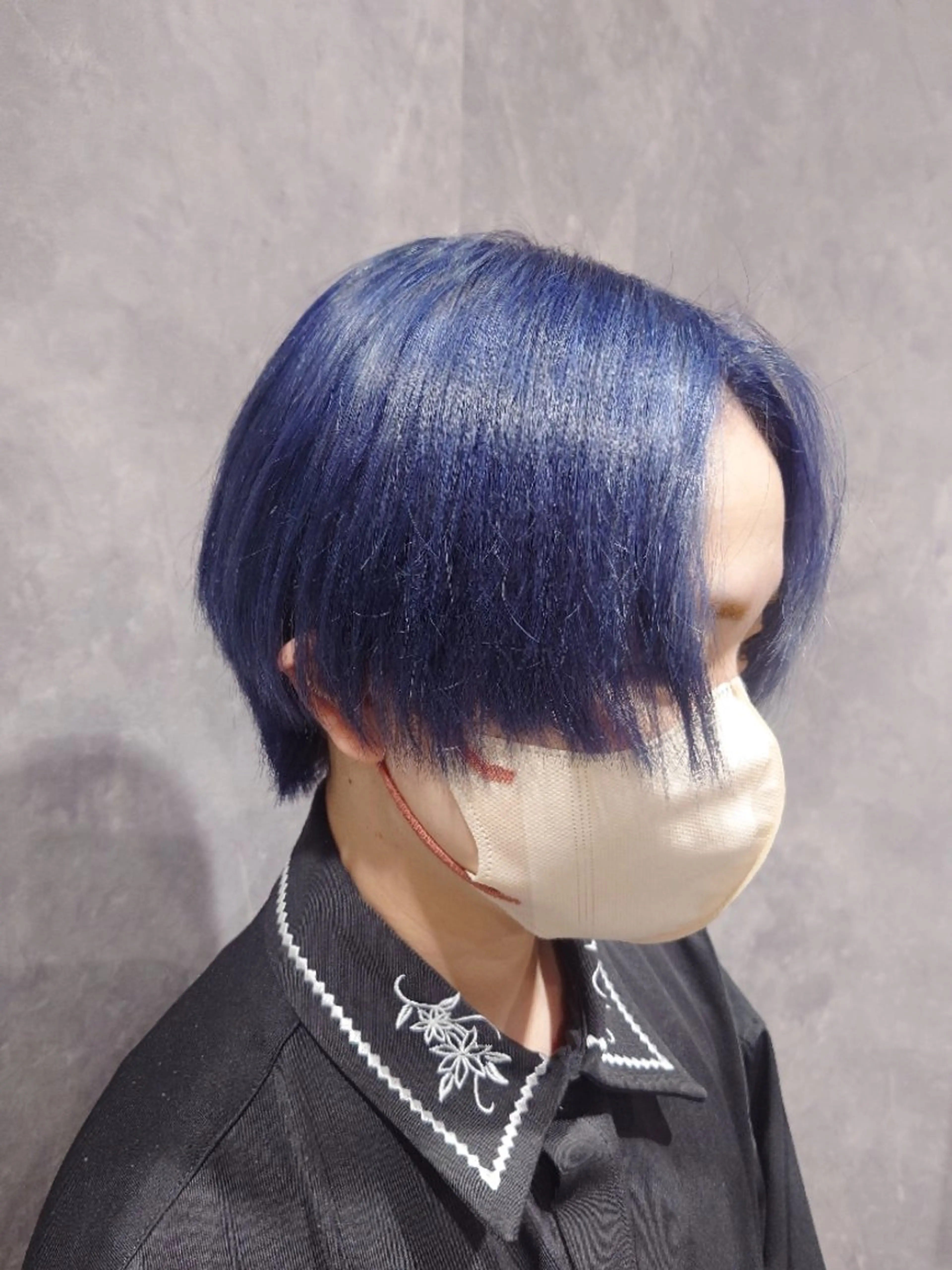 ショート カラー ブルーカラー ハイトーンカラー ネイビーカラー シルバー ヘアカラー カットモデル大募集中 💖黒沢千佳のヘアスタイル
