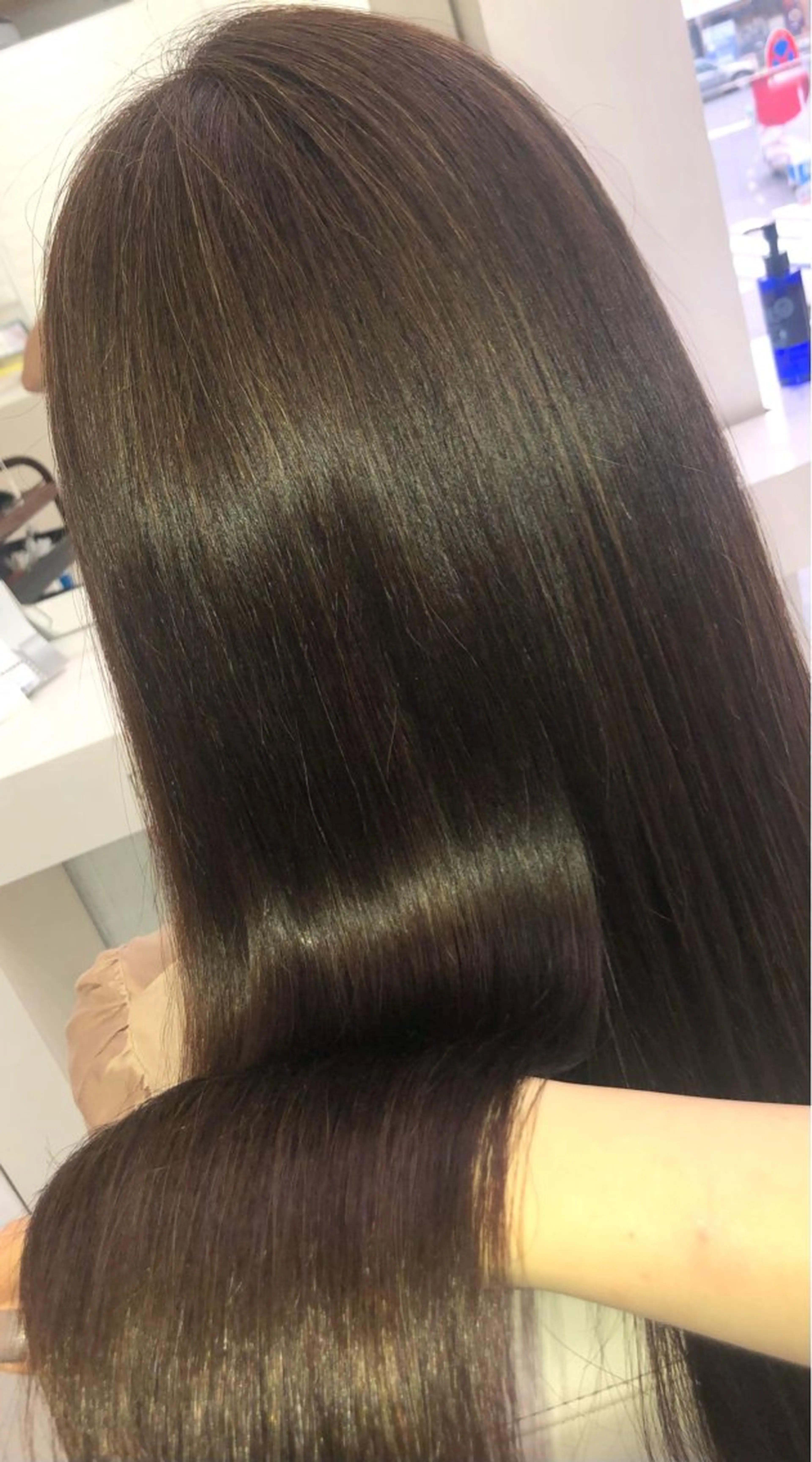 カット＋縮毛矯正＋前後処理(前髪矯正のみ¥9900、前髪カット¥1100)の写真