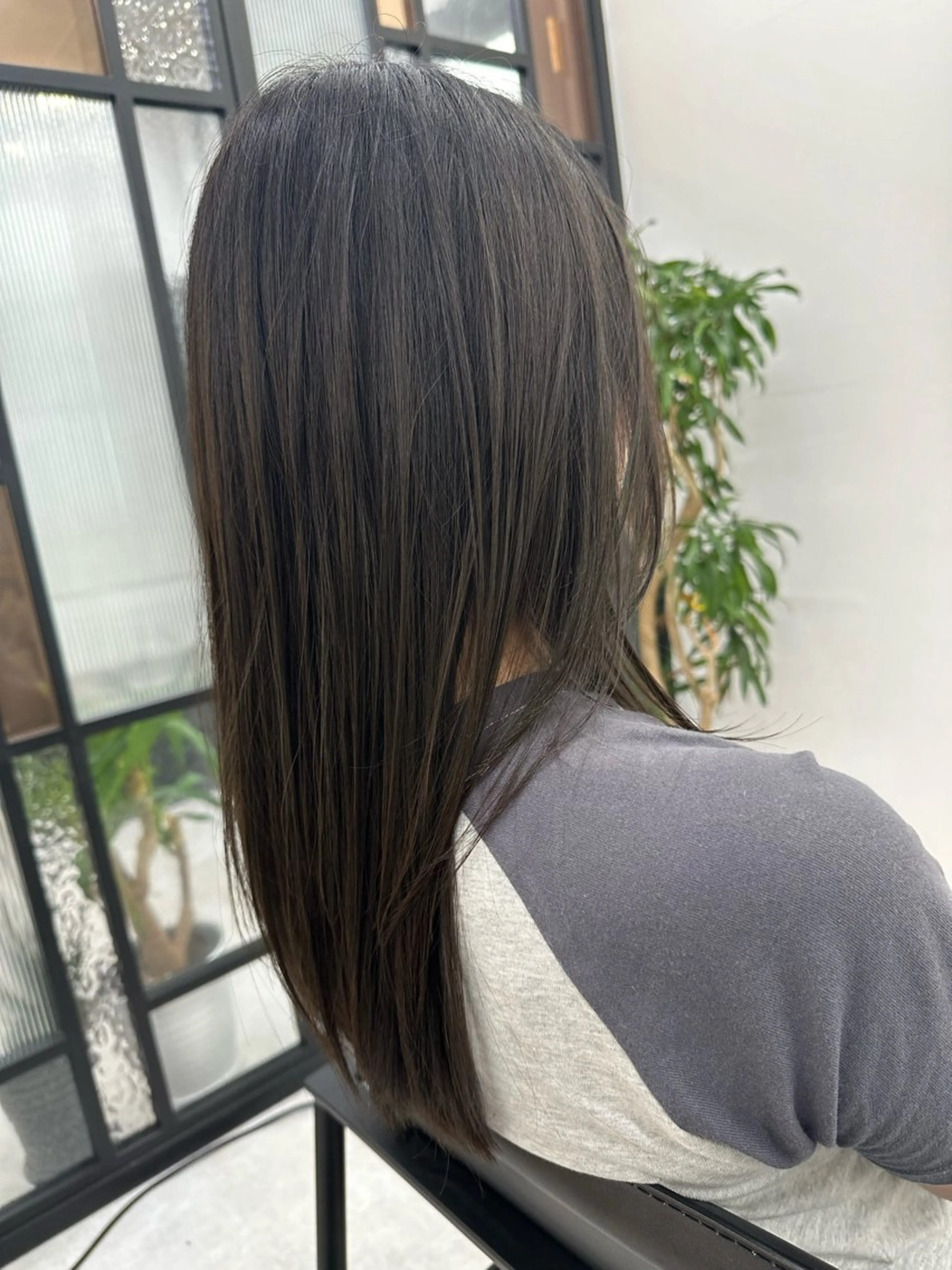 ロング ショートボブ アッシュ アッシュブラック ボブ 髪質改善 カット ヘアカラー トリートメント 國井 廉のヘアスタイル