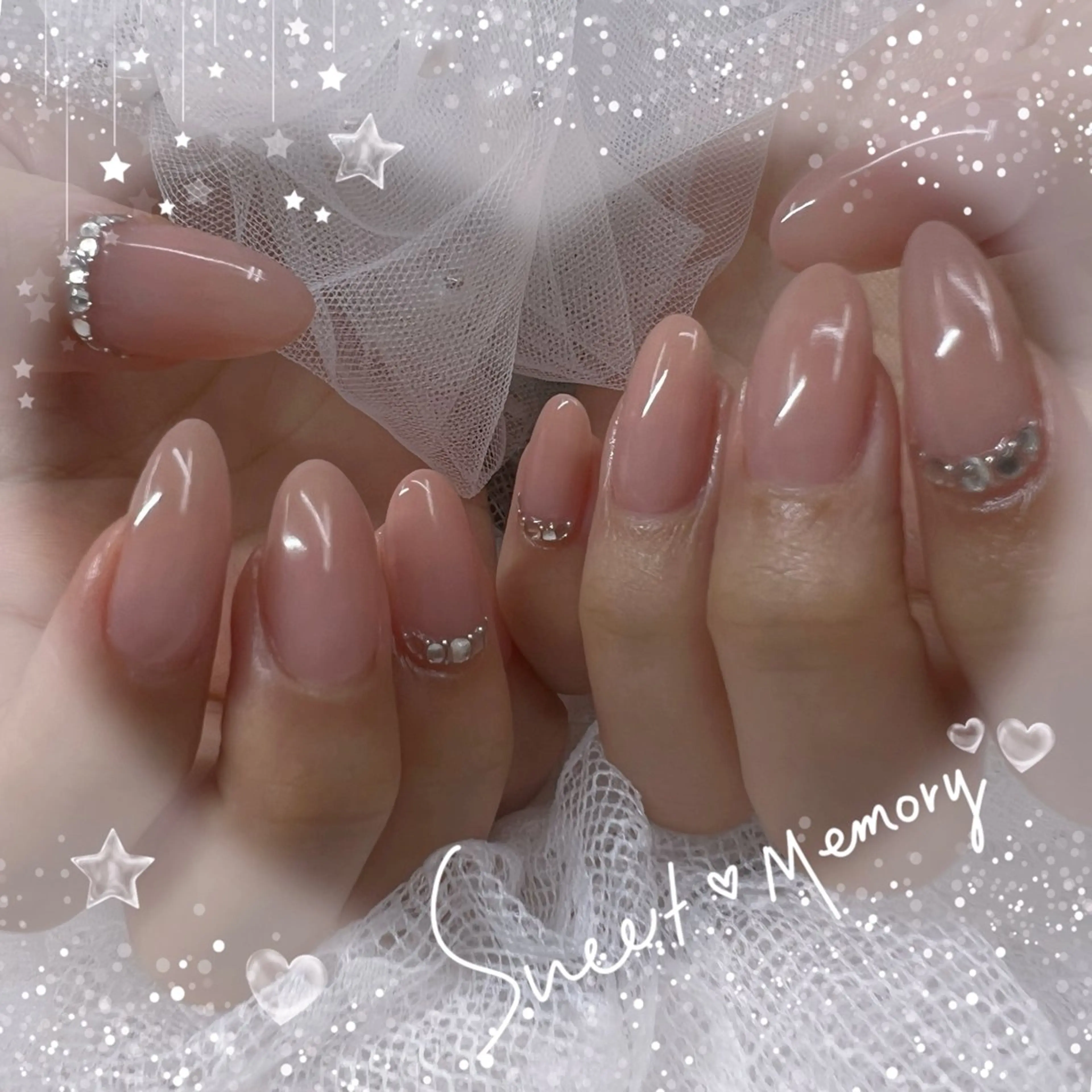 ネイル チークネイル フレンチネイル ガーリー ガラスフレンチ グラデーション ハンドネイル ハンドケア Chill Nailsalonのネイルデザイン