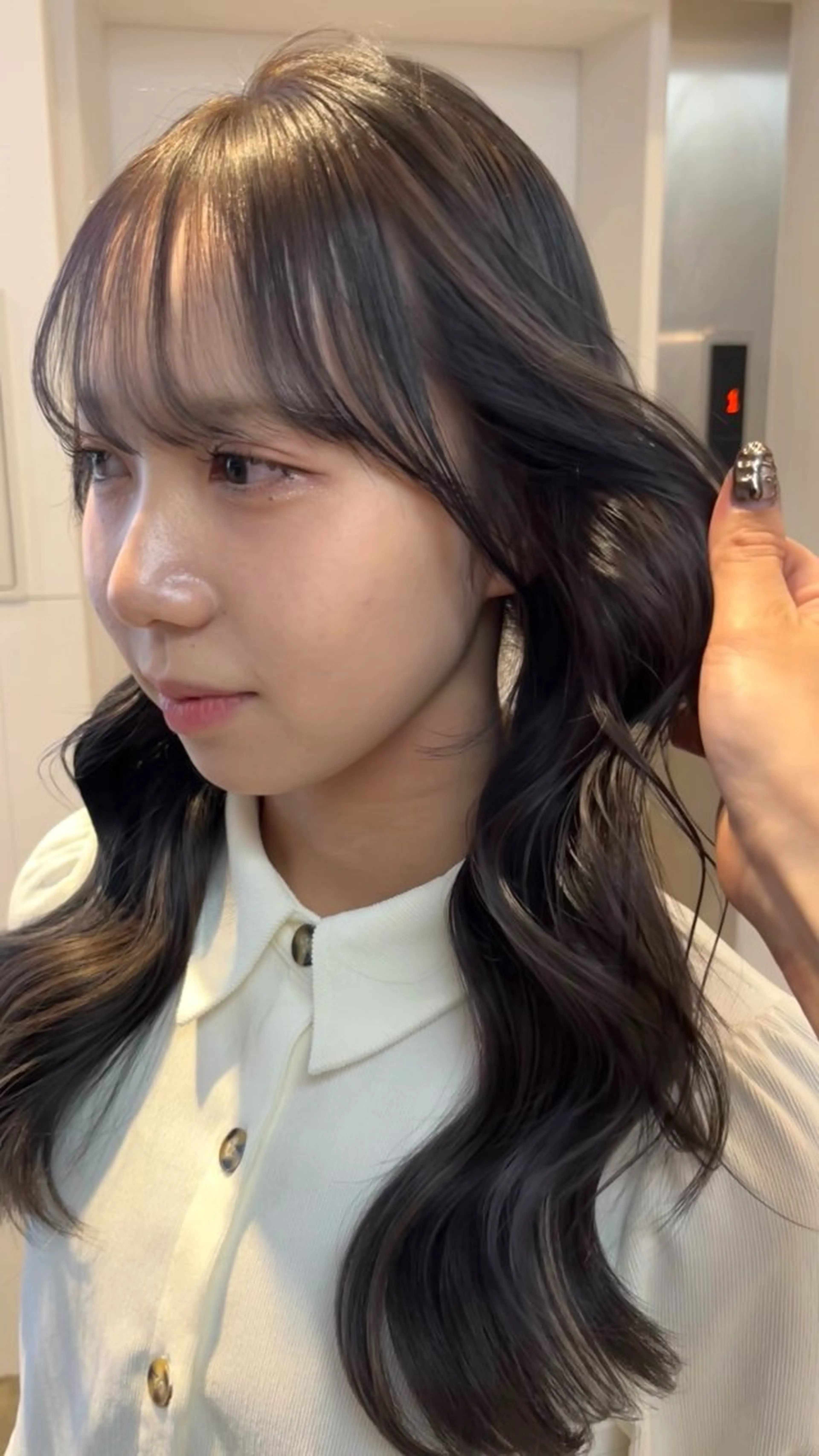 セミロング レイヤーカット トリートメント フカミ マナカのヘアスタイル