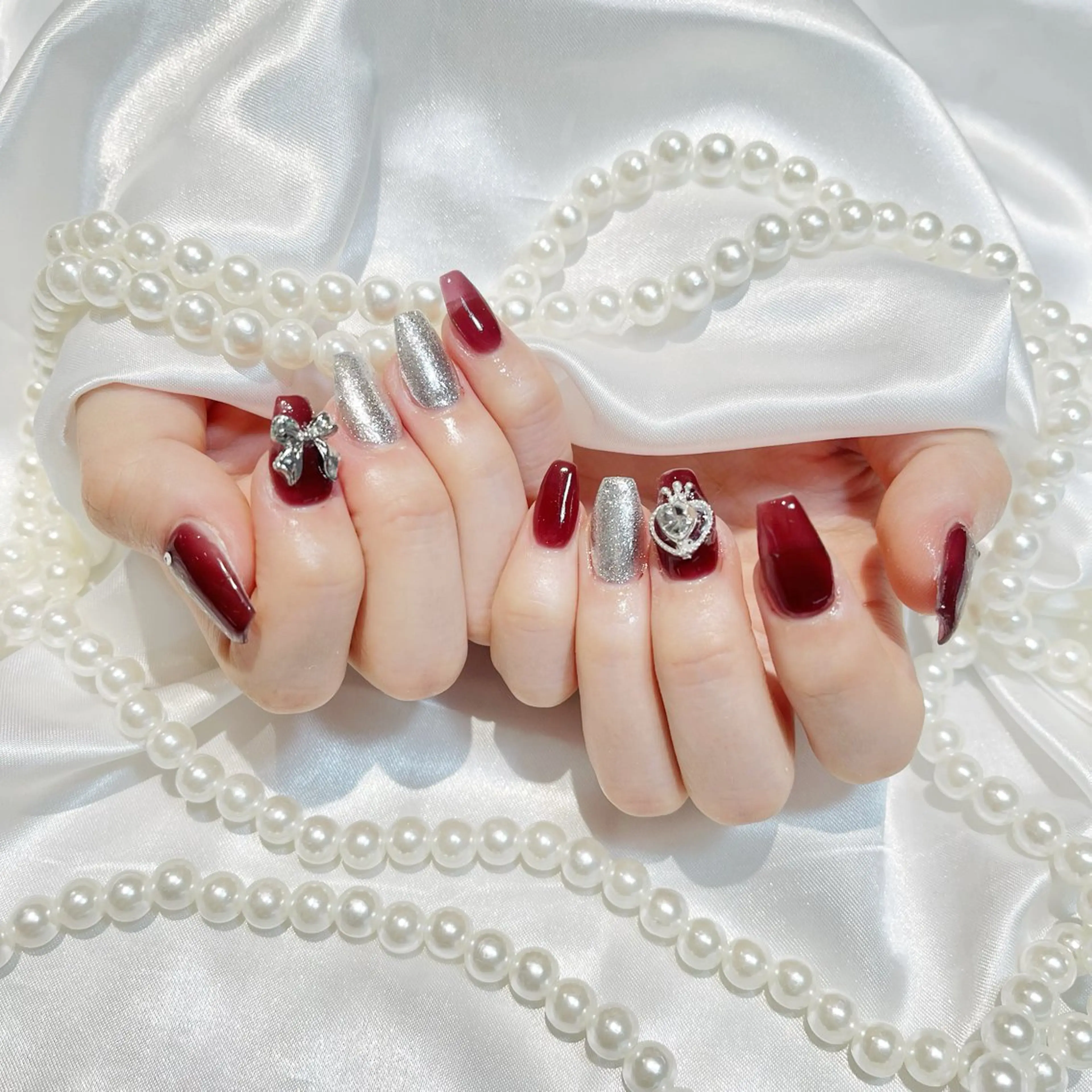 ネイル WISTERIA aisaのネイルデザイン